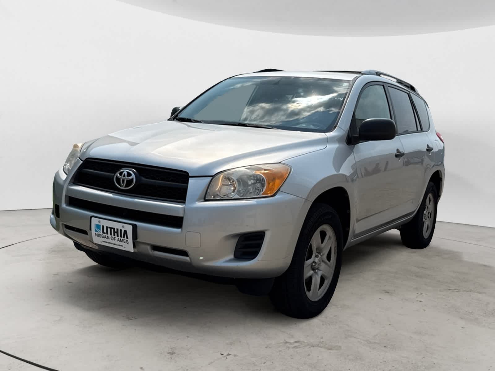 Thumbnail: 2012 Toyota RAV4 - 1