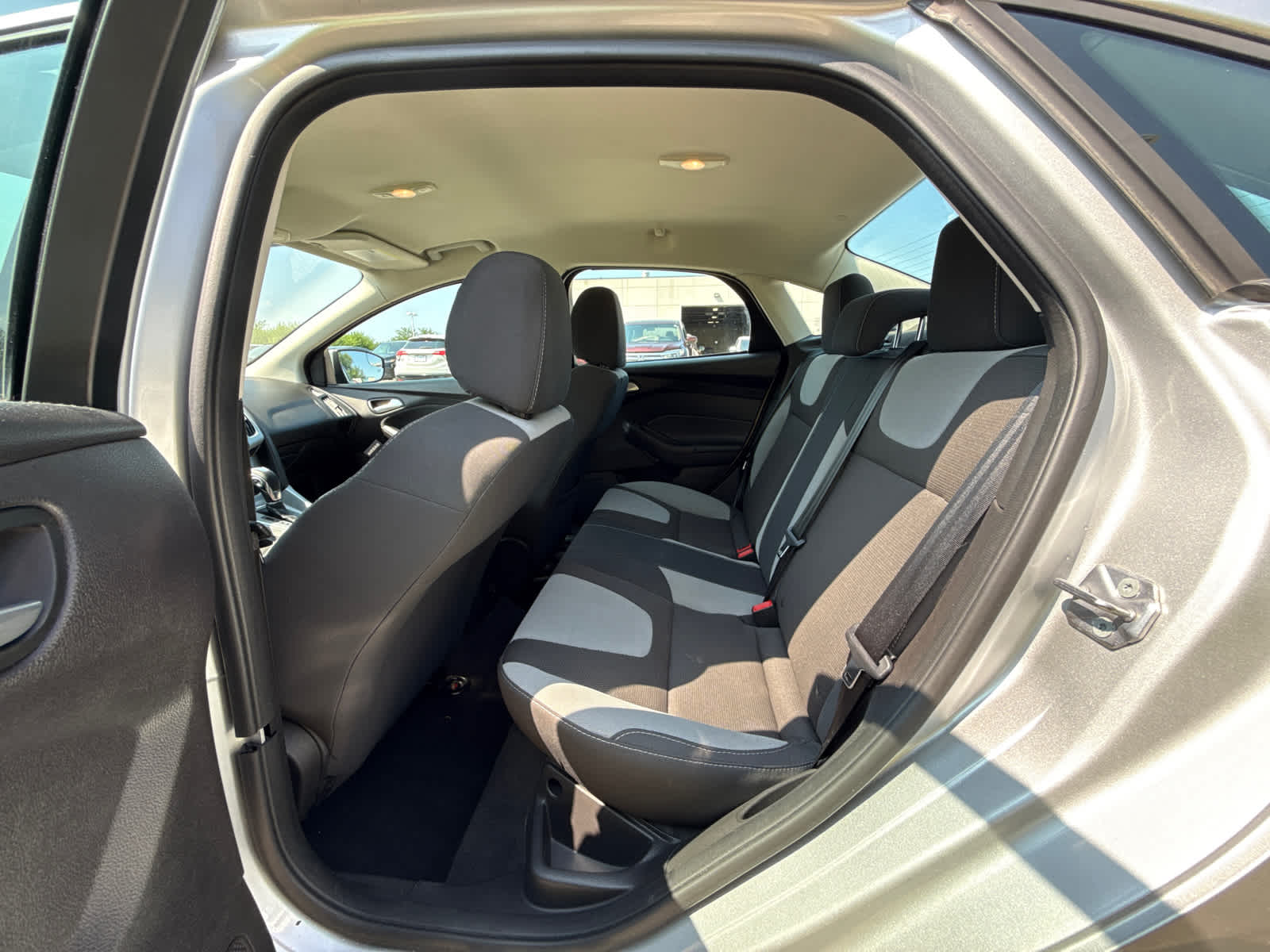 Thumbnail: 2012 Ford Focus - 12