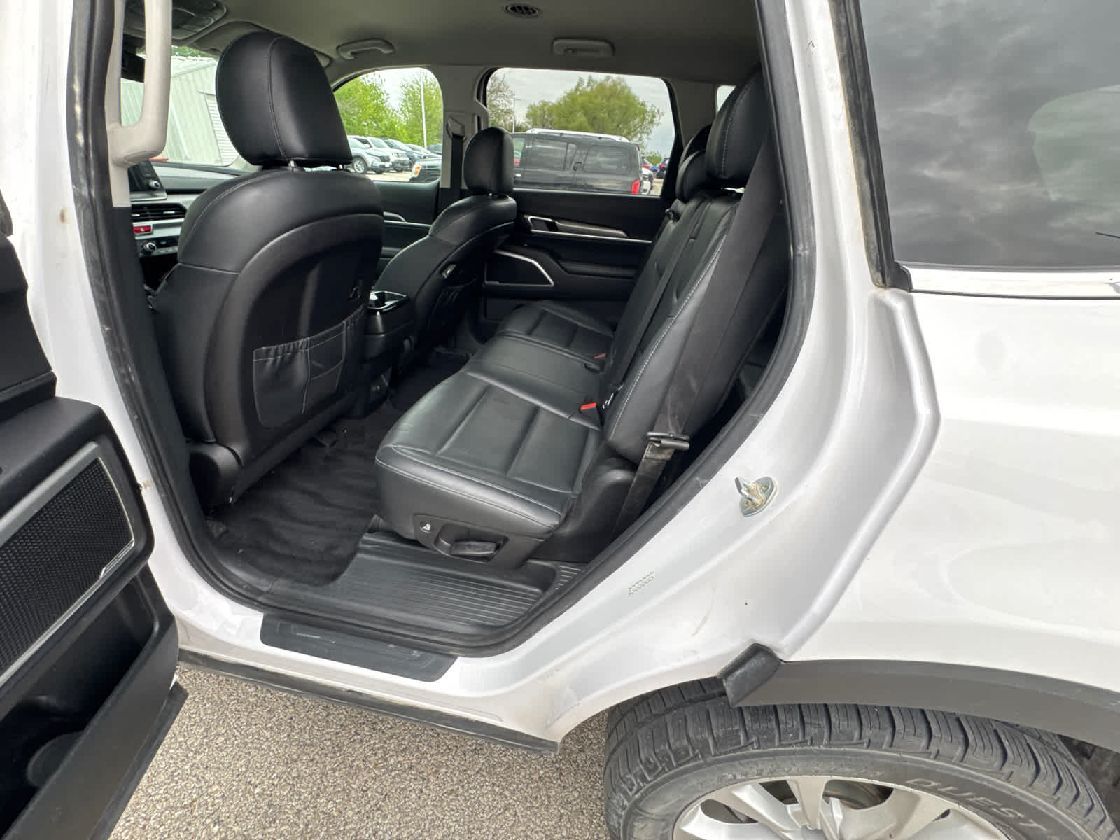 Thumbnail: 2021 Kia Telluride - 15