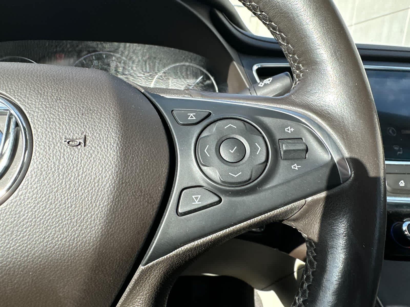 Thumbnail: 2018 Buick LaCrosse - 20