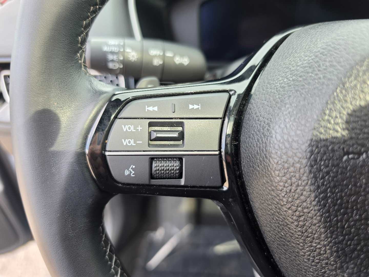 Thumbnail: 2023 Honda Civic - 26