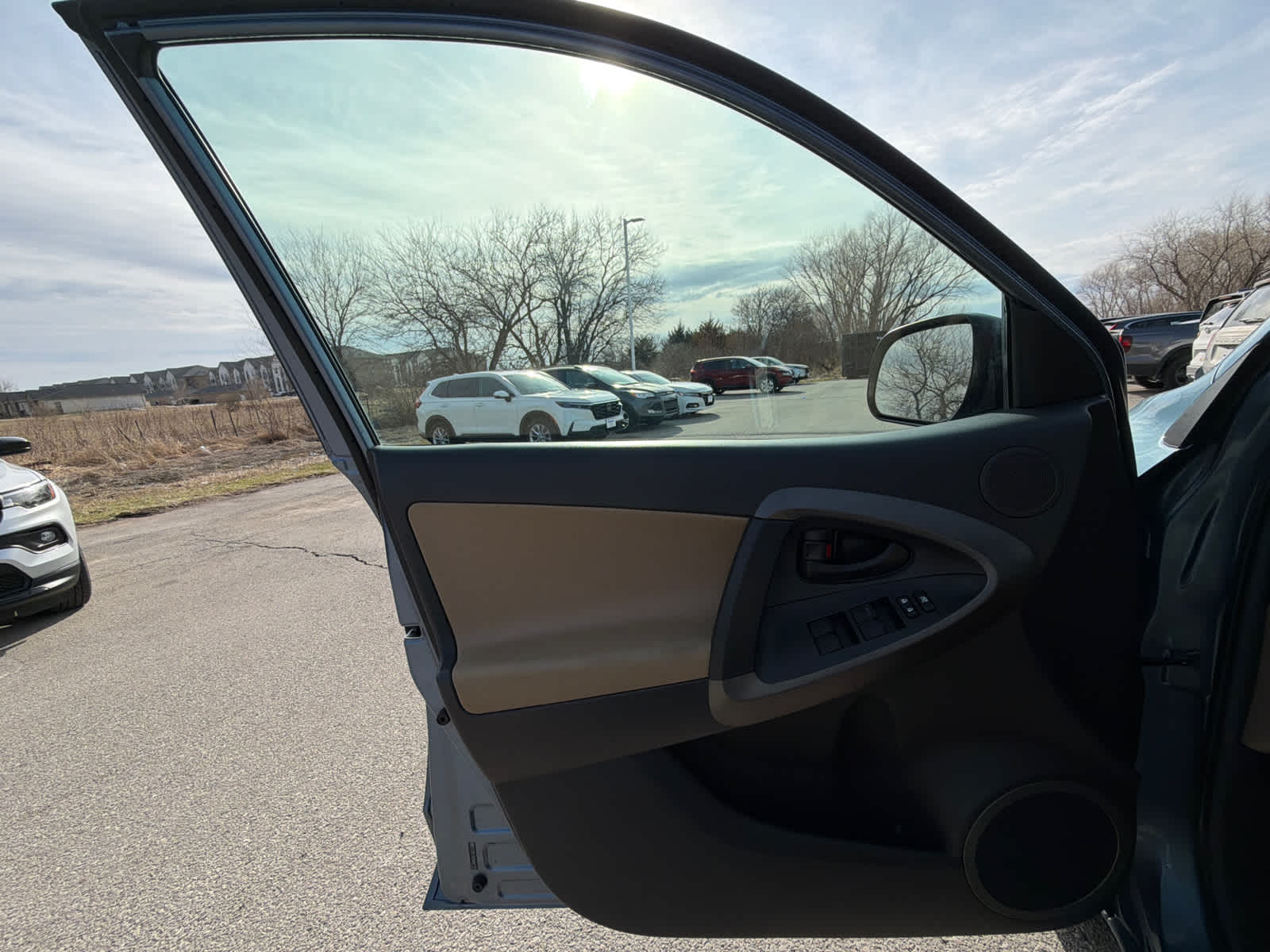 Thumbnail: 2009 Toyota RAV4 - 16