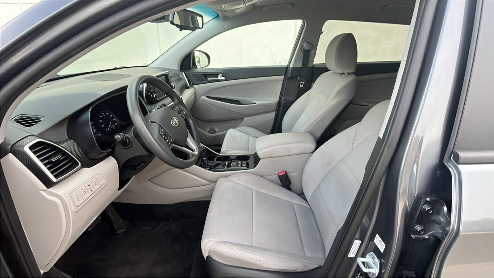 Thumbnail: 2019 Hyundai Tucson - 14
