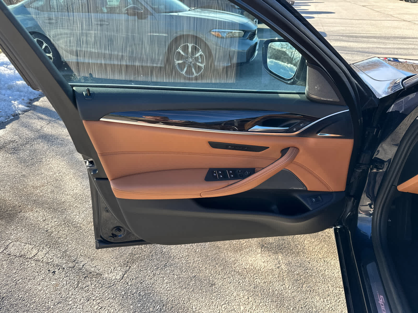 Thumbnail: 2018 BMW 5 Series - 19