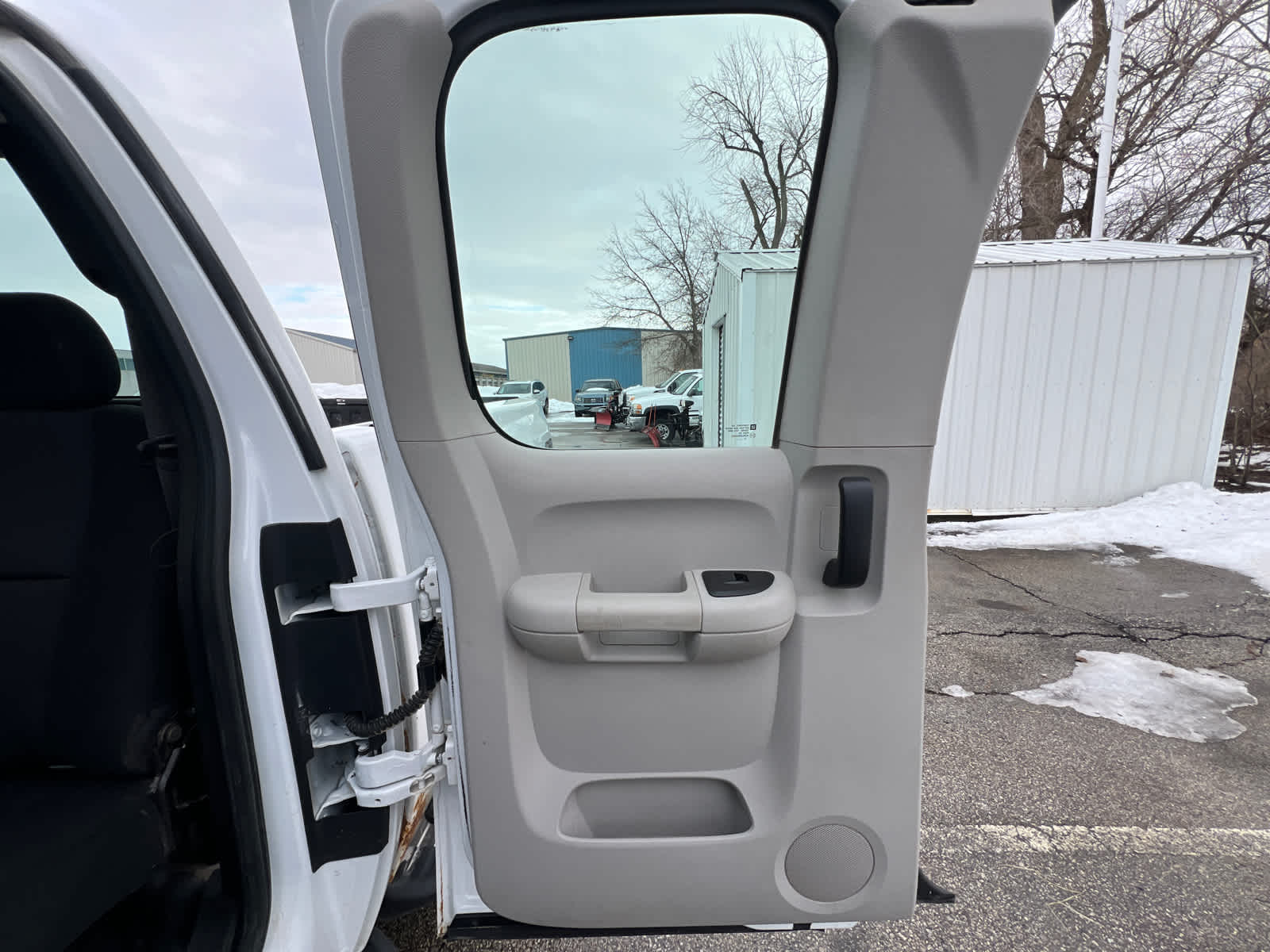 Thumbnail: 2011 Chevrolet Silverado 1500 - 14