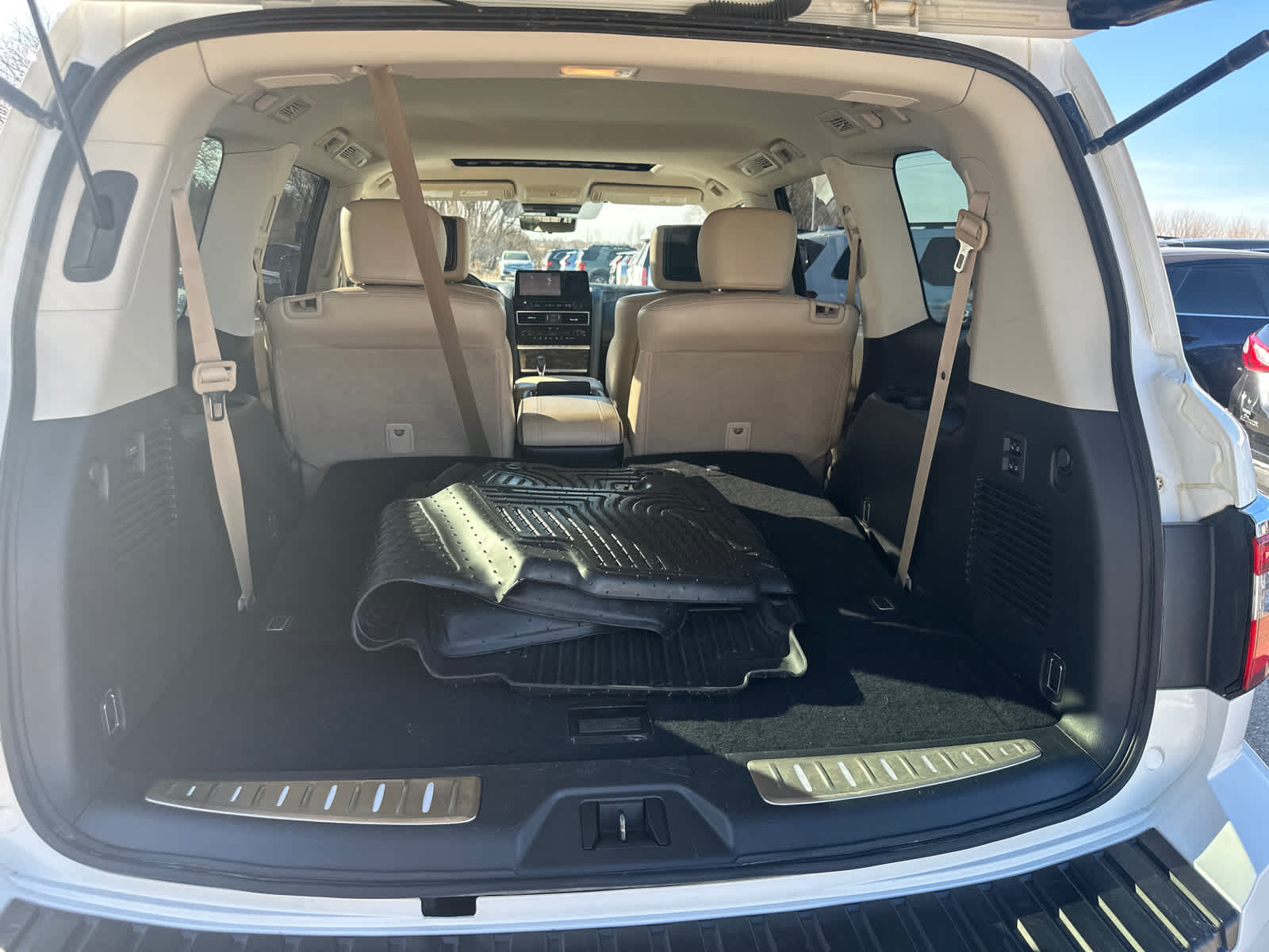 Thumbnail: 2021 Nissan Armada - 12