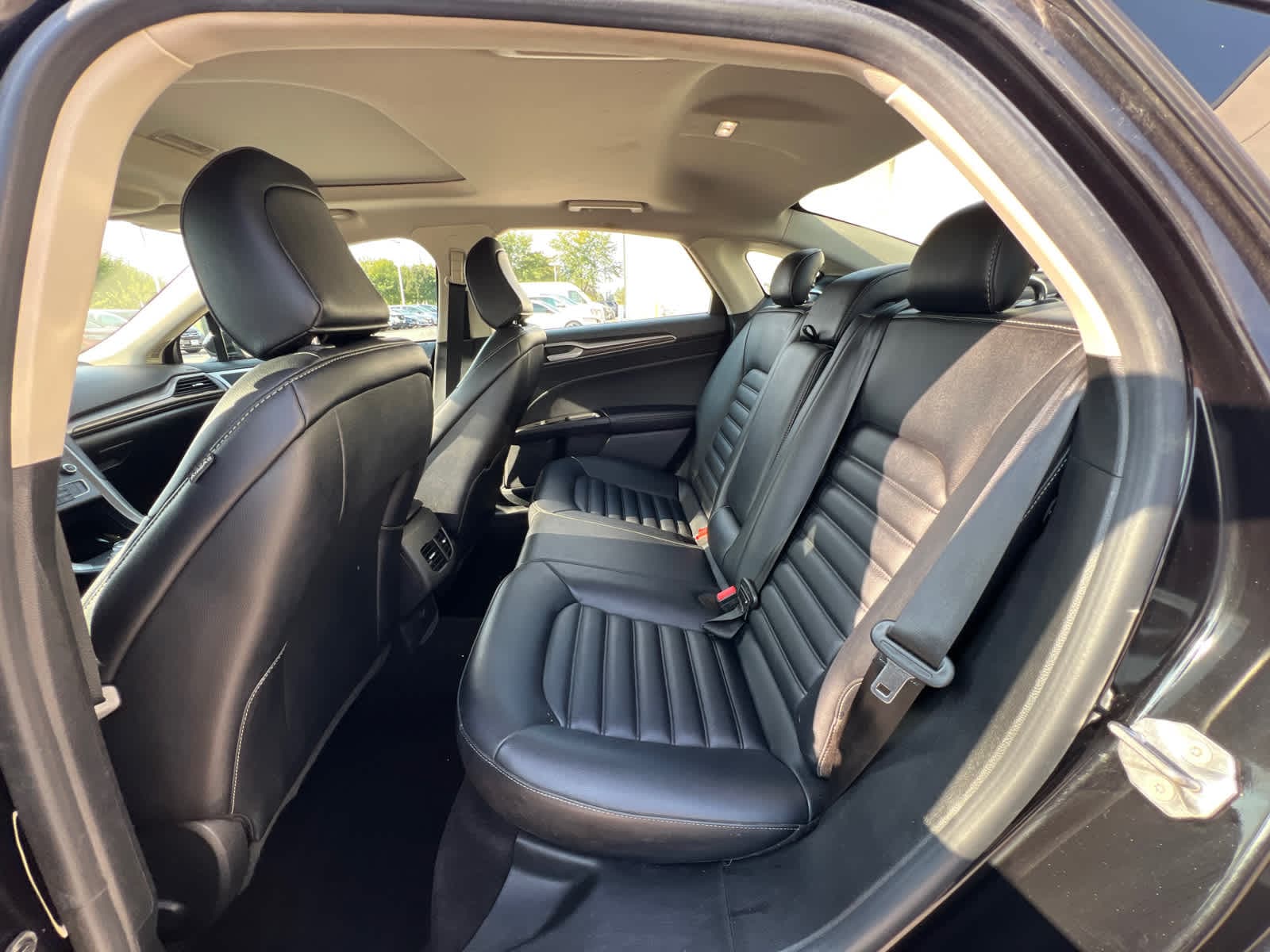 Thumbnail: 2020 Ford Fusion - 12