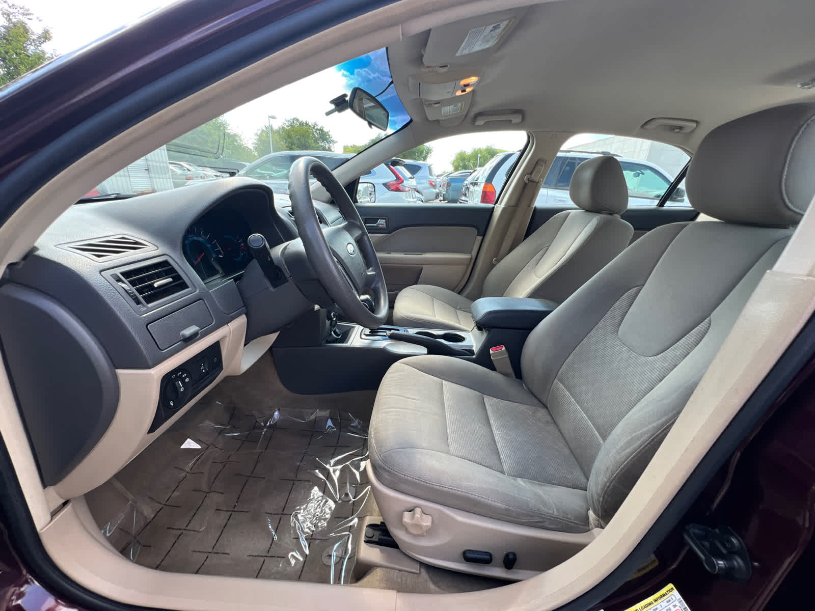 Thumbnail: 2011 Ford Fusion - 14