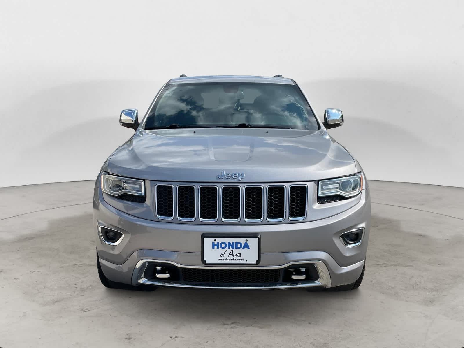 Used 2015 Jeep Grand Cherokee Overland with VIN 1C4RJFCG4FC768460 for sale in Ames, IA