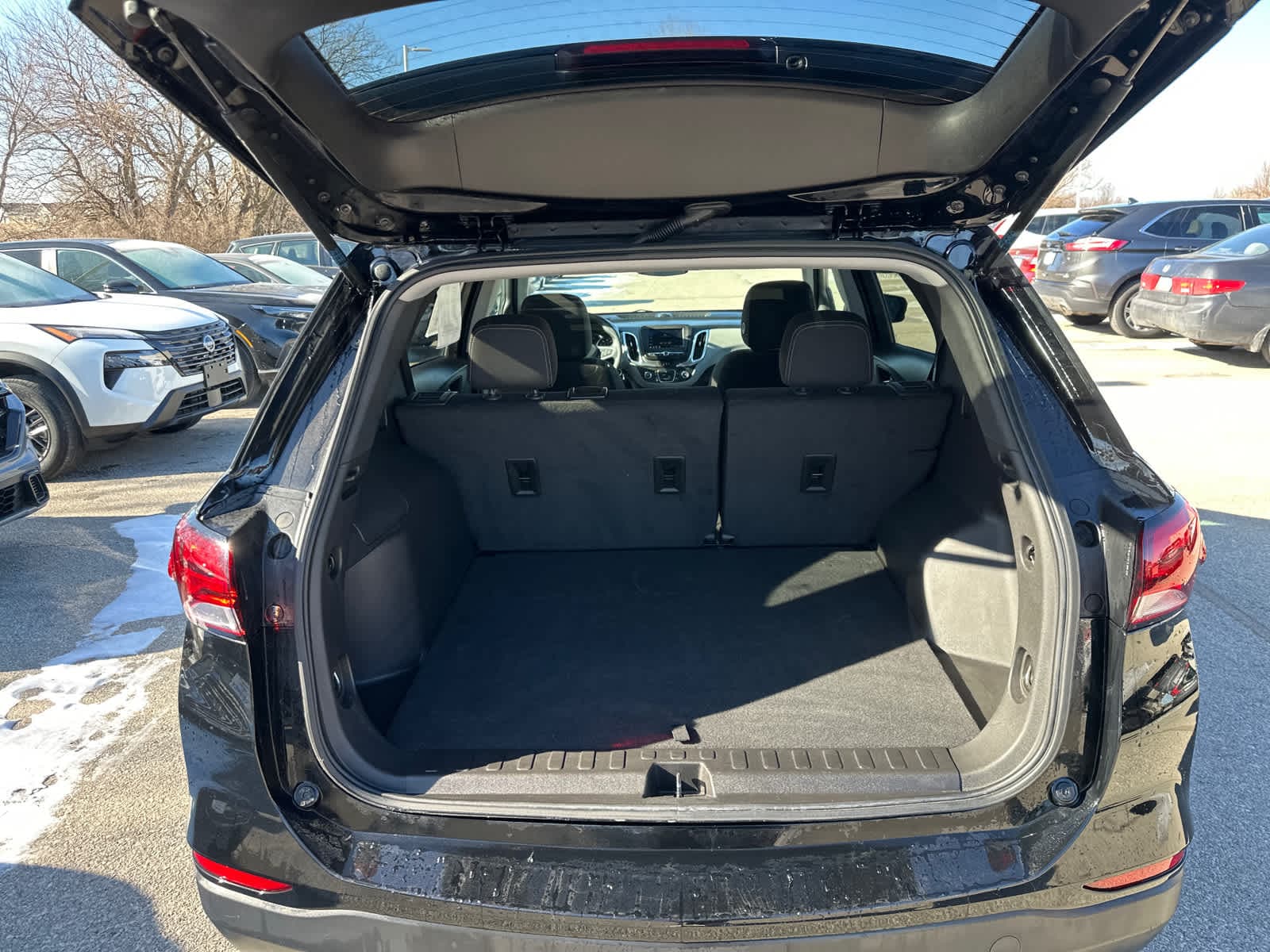 Thumbnail: 2023 Chevrolet Equinox - 9