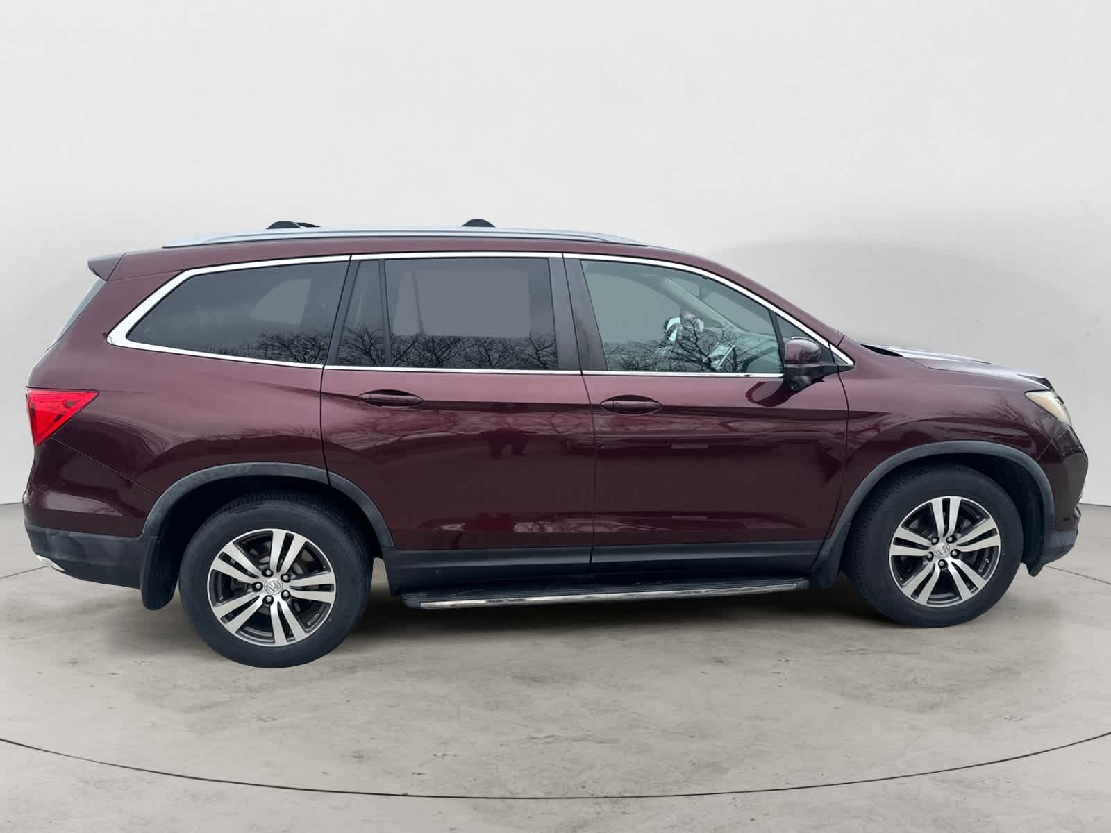 Thumbnail: 2016 Honda Pilot - 5