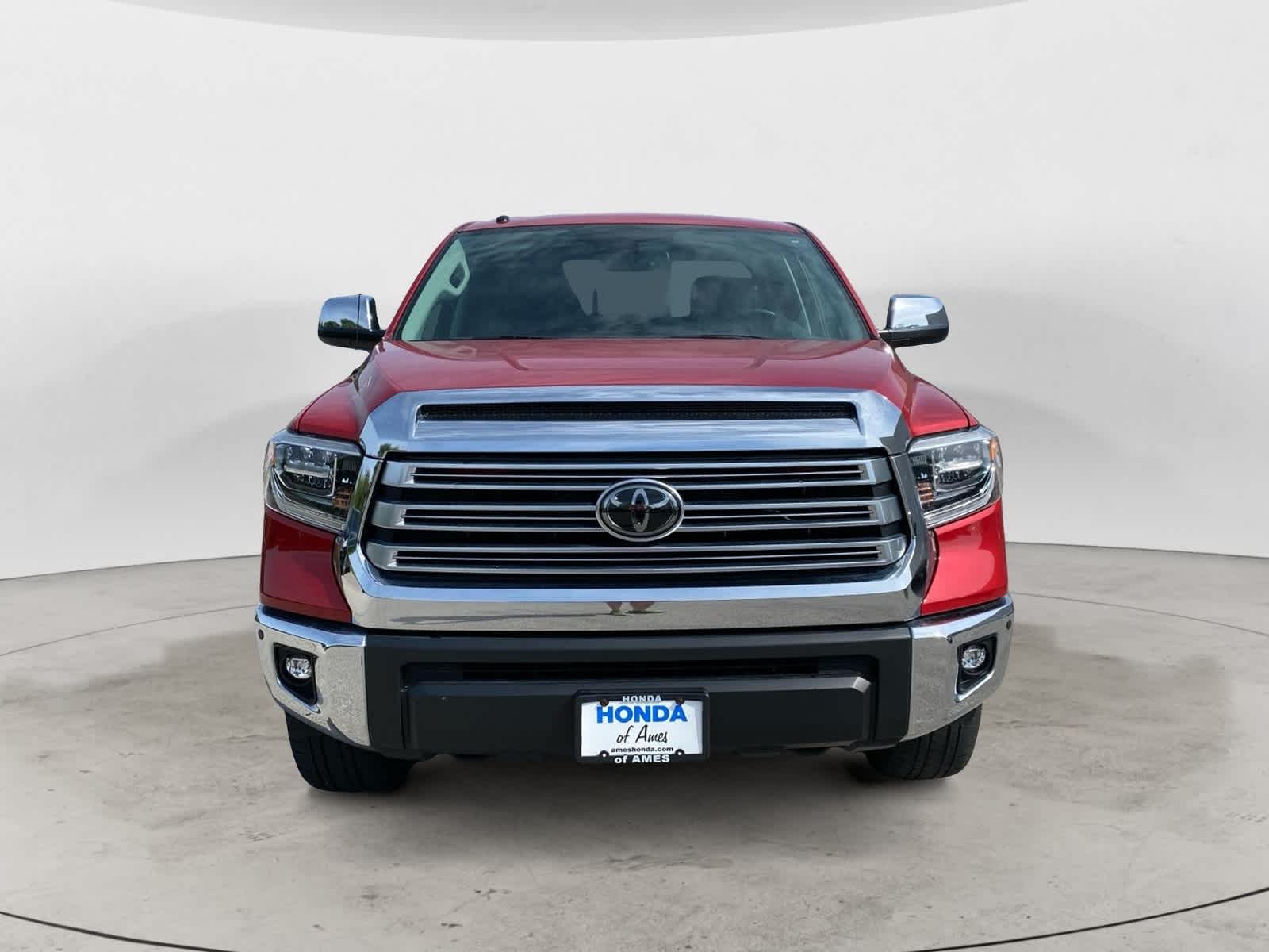 Used 2018 Toyota Tundra Limited with VIN 5TFBW5F10JX722016 for sale in Ames, IA