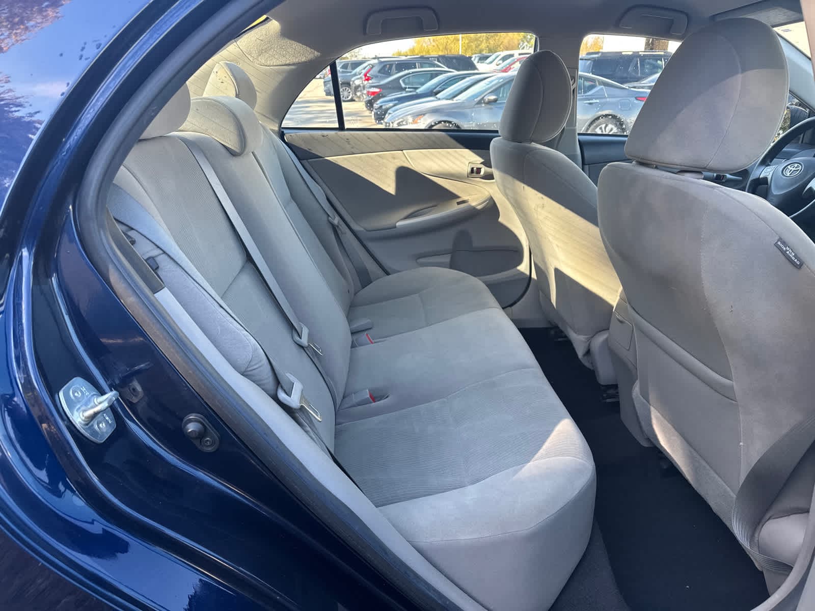 Thumbnail: 2012 Toyota Corolla - 10