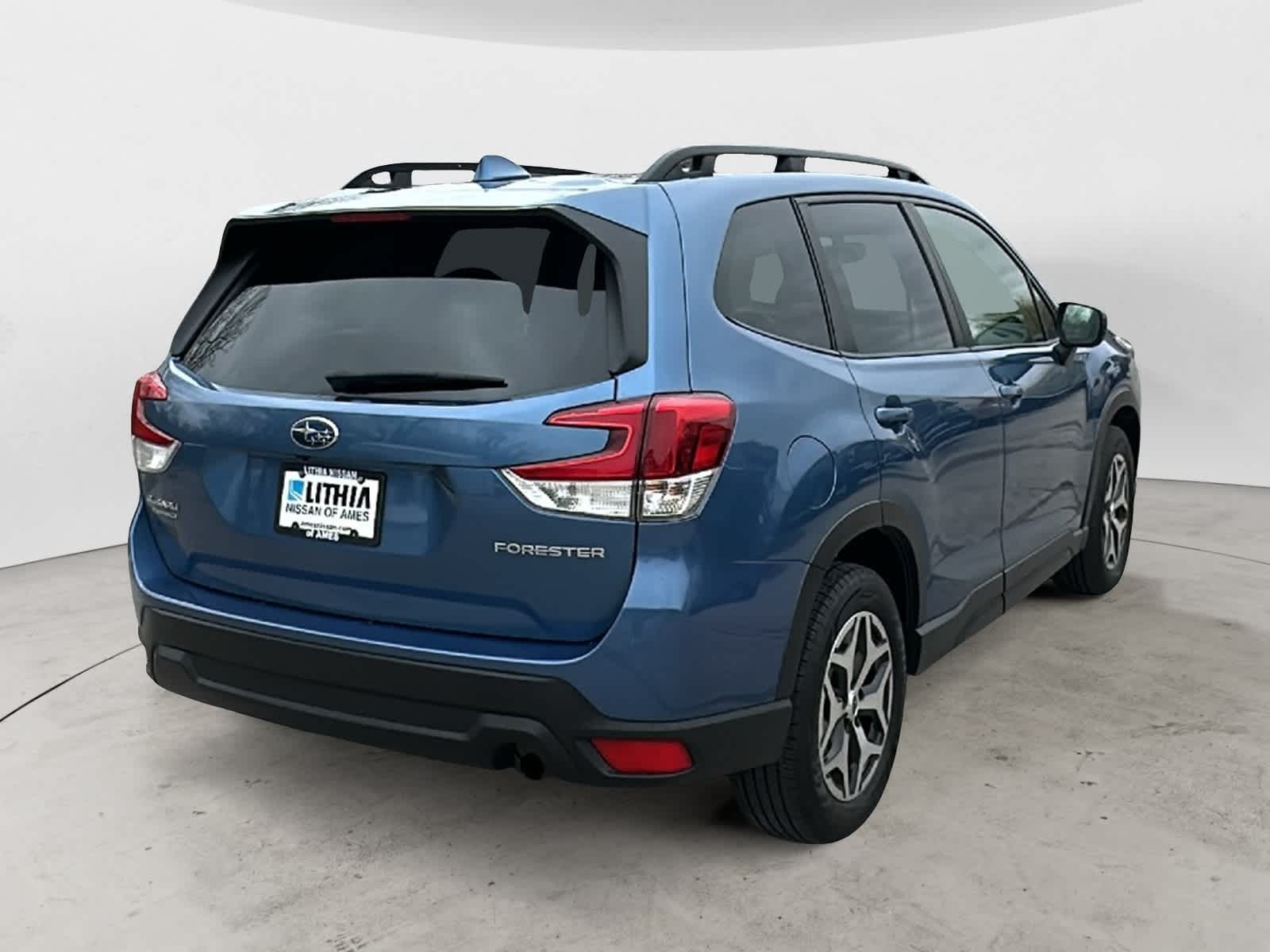 Thumbnail: 2022 Subaru Forester - 3