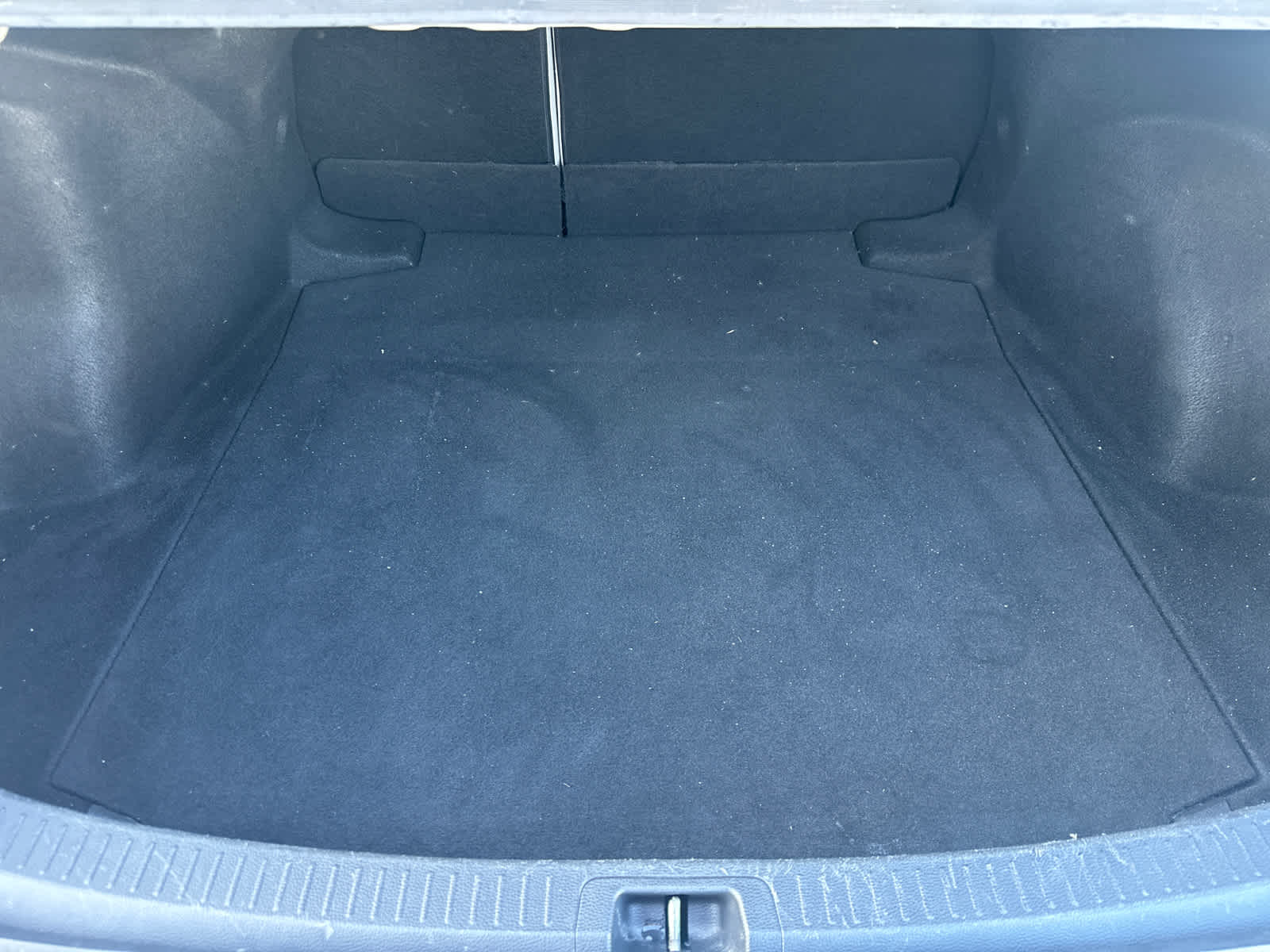 Thumbnail: 2022 Toyota Corolla - 10