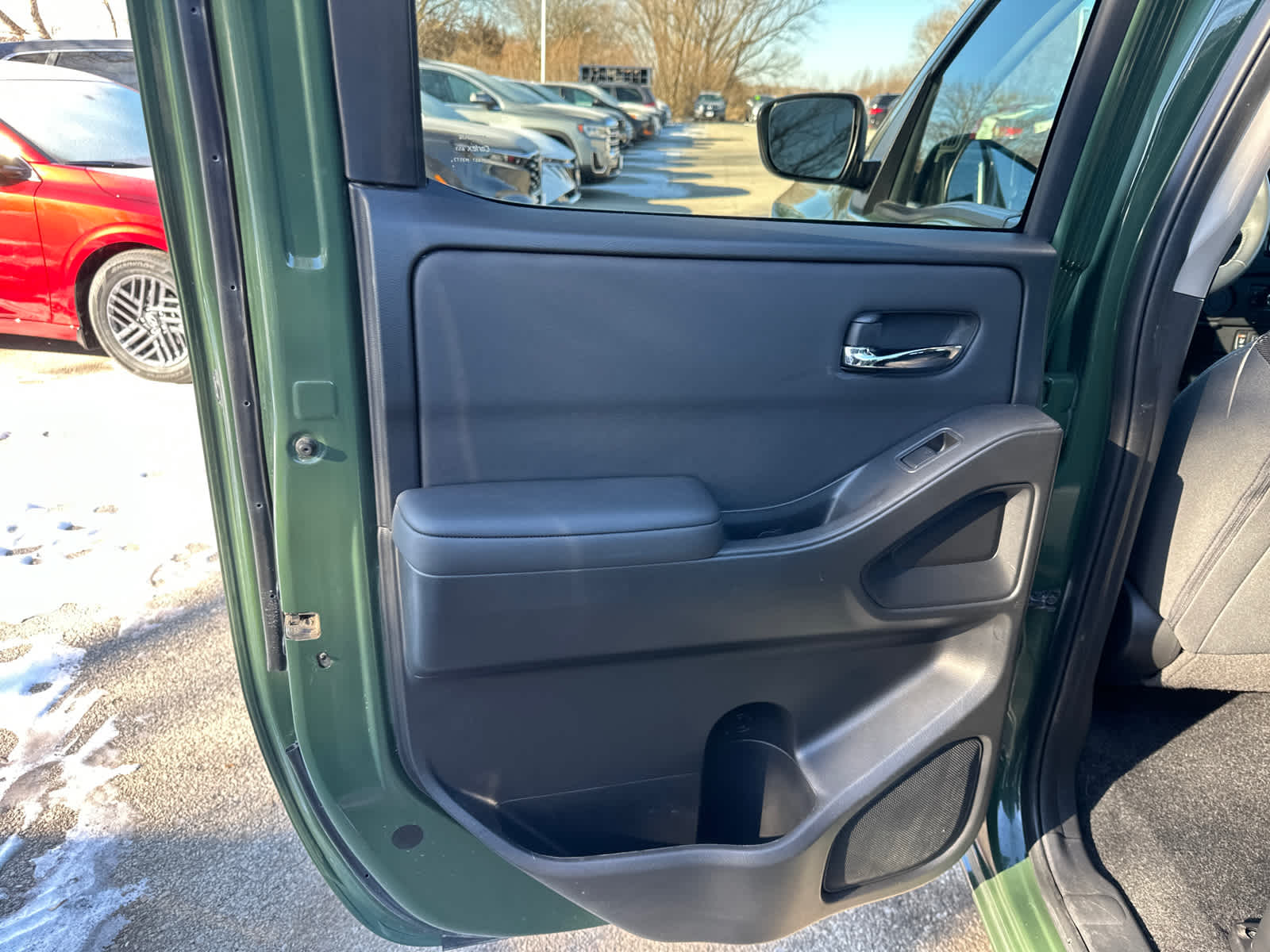 Thumbnail: 2024 Nissan Frontier - 10