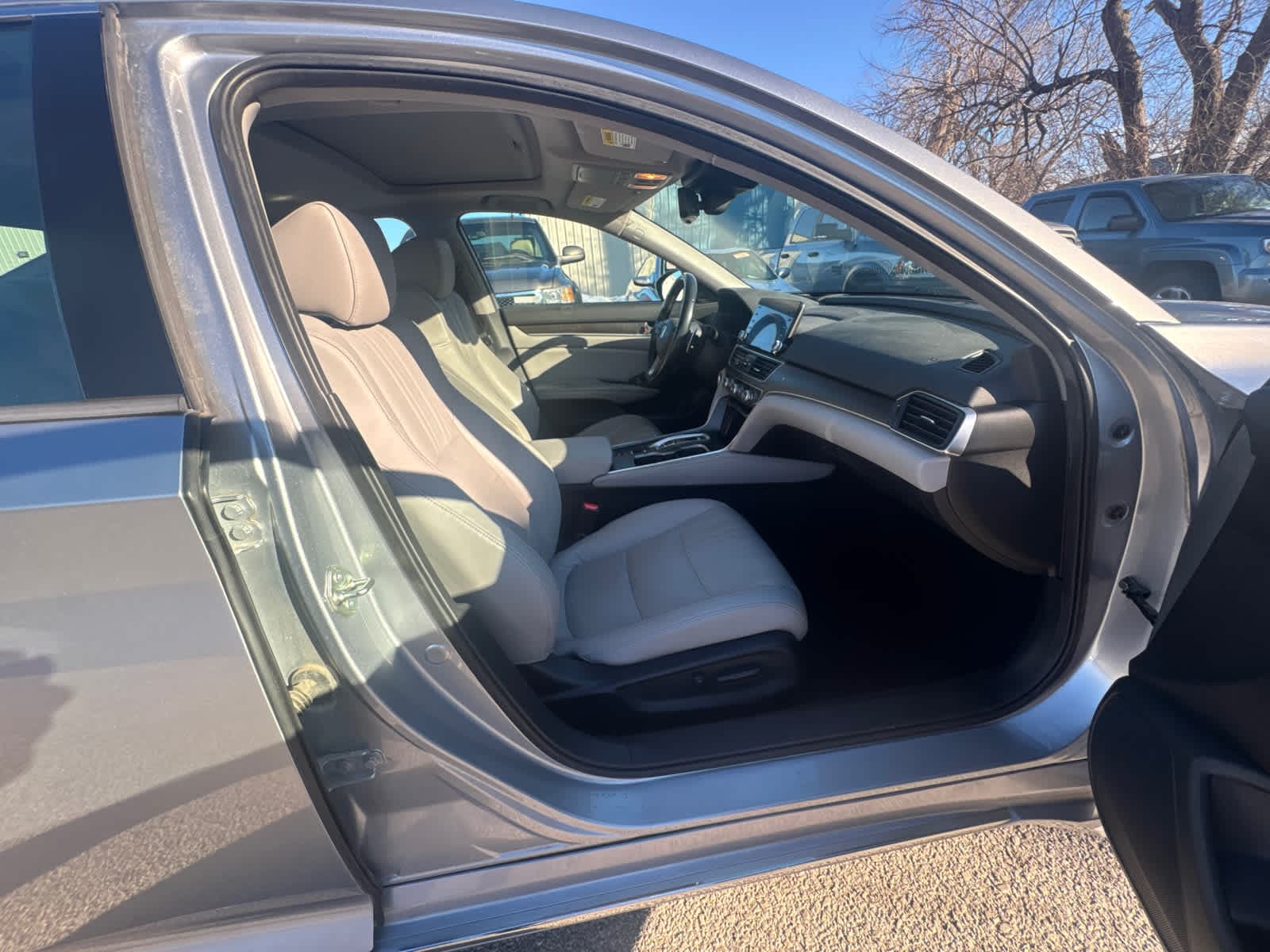 Thumbnail: 2018 Honda Accord - 9