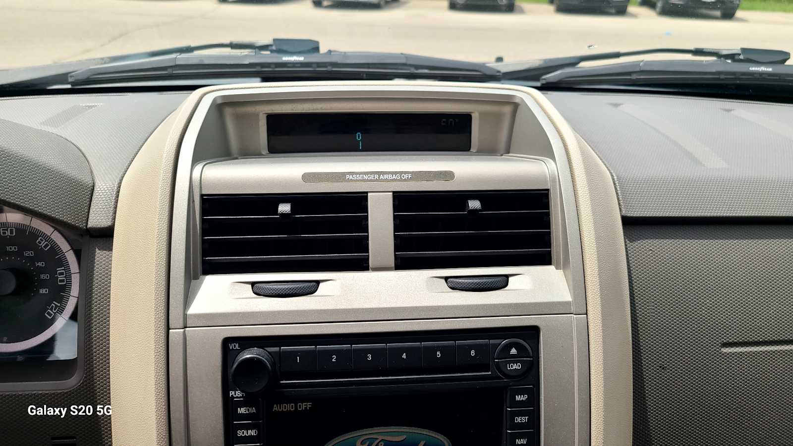 Thumbnail: 2008 Ford Escape - 9