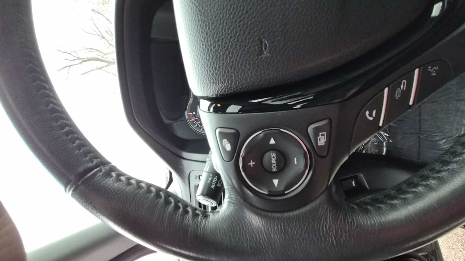 Thumbnail: 2017 Honda Pilot - 19