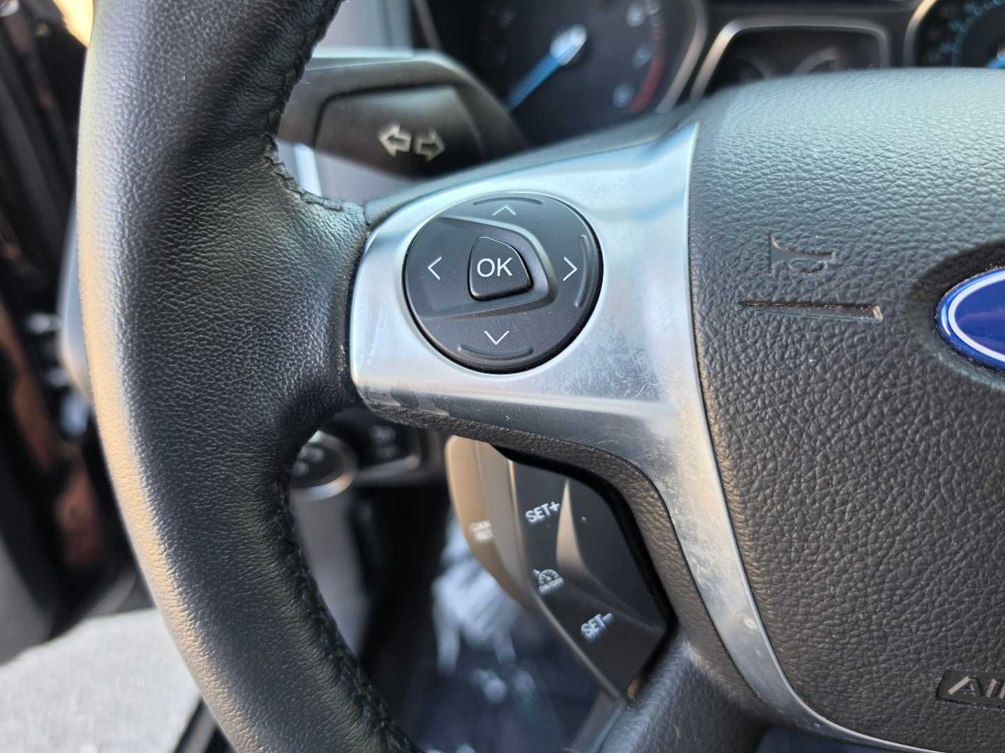 Thumbnail: 2012 Ford Focus - 18