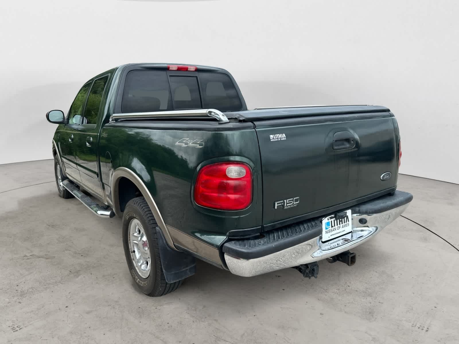 Used 2002 Ford F-150 Lariat with VIN 1FTRW08L22KE37669 for sale in Ames, IA
