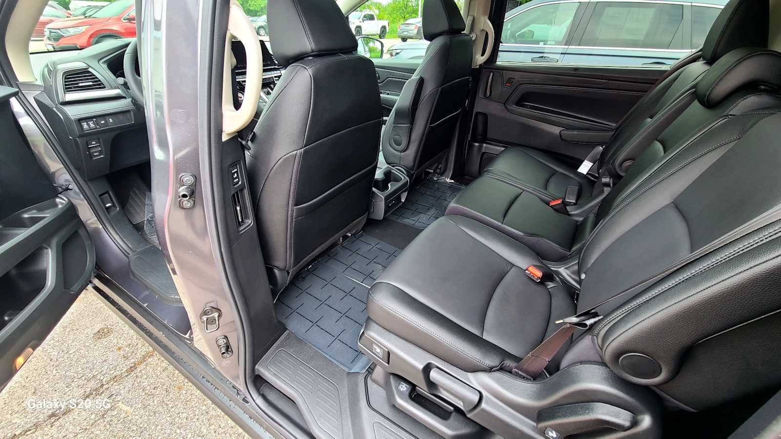 Thumbnail: 2026 Honda Odyssey - 25