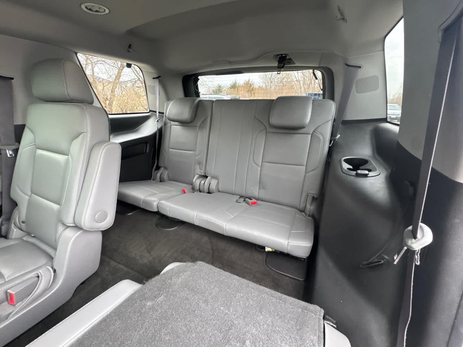 Thumbnail: 2017 Chevrolet Tahoe - 17