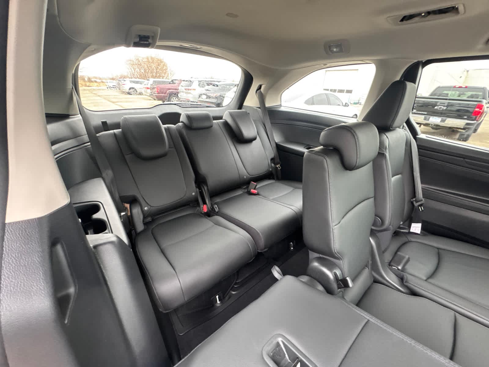 Thumbnail: 2026 Honda Odyssey - 10