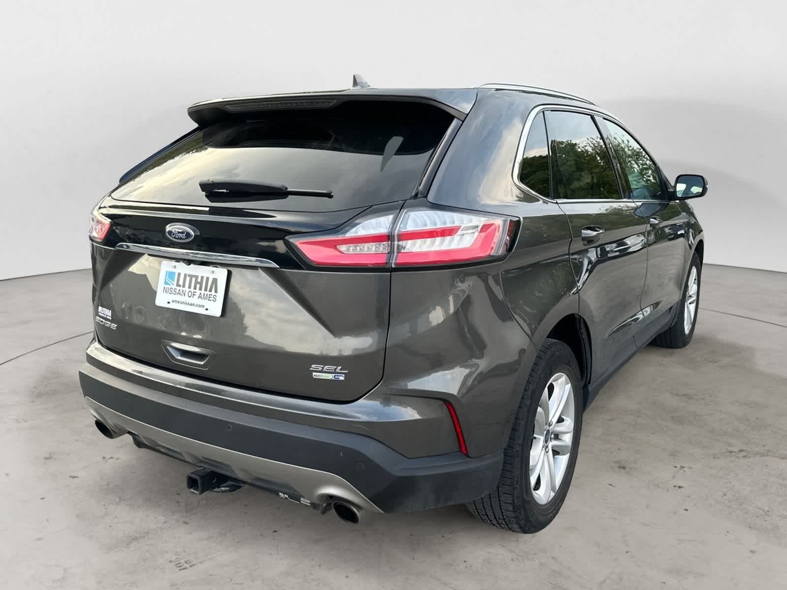 Thumbnail: 2019 Ford Edge - 3