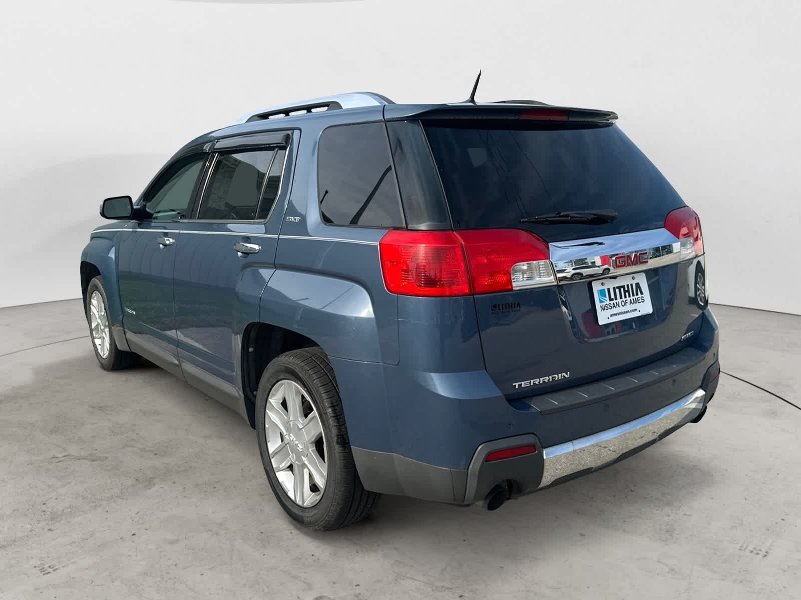 Thumbnail: 2011 GMC Terrain - 2