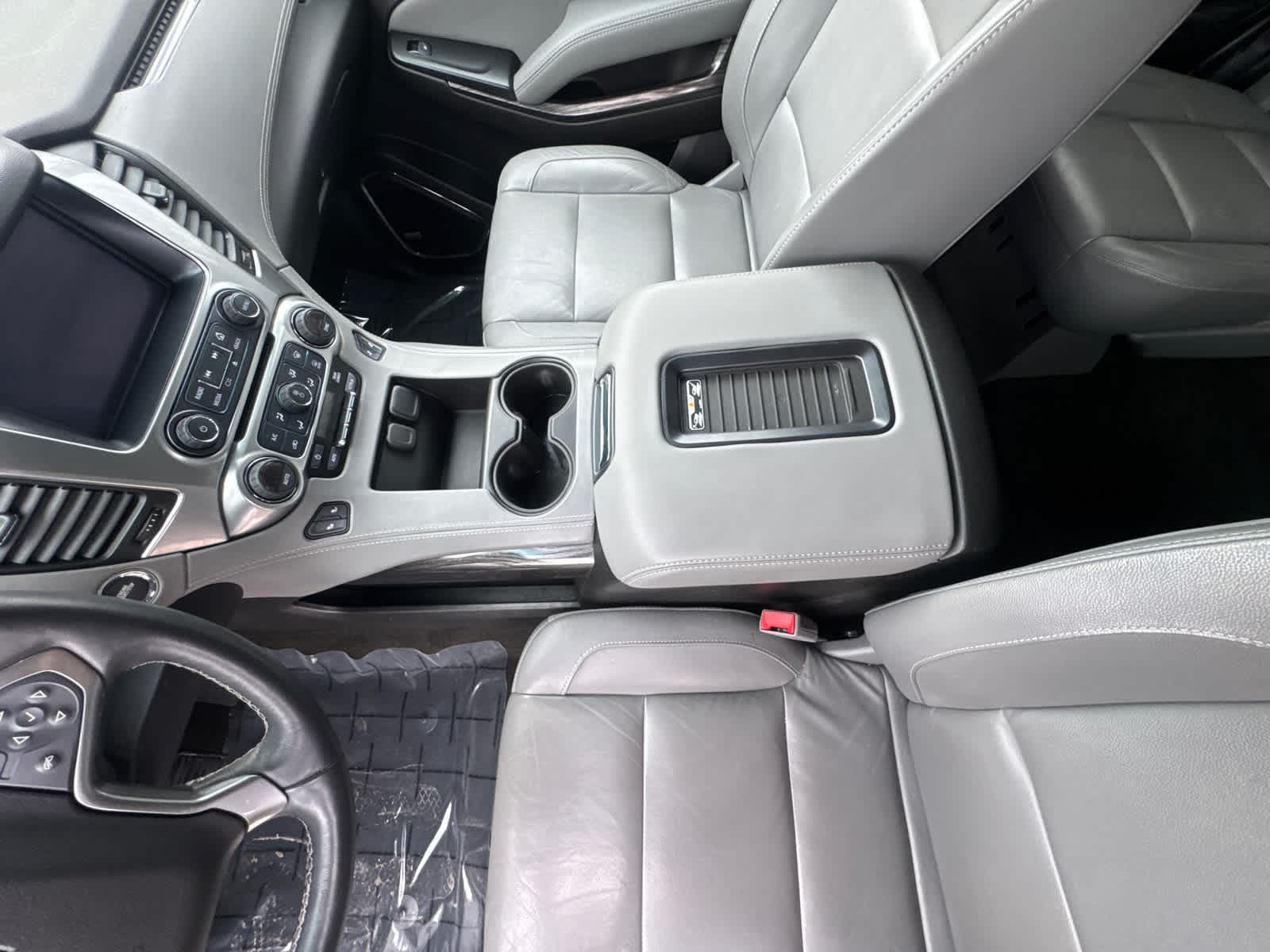 Thumbnail: 2017 Chevrolet Tahoe - 22