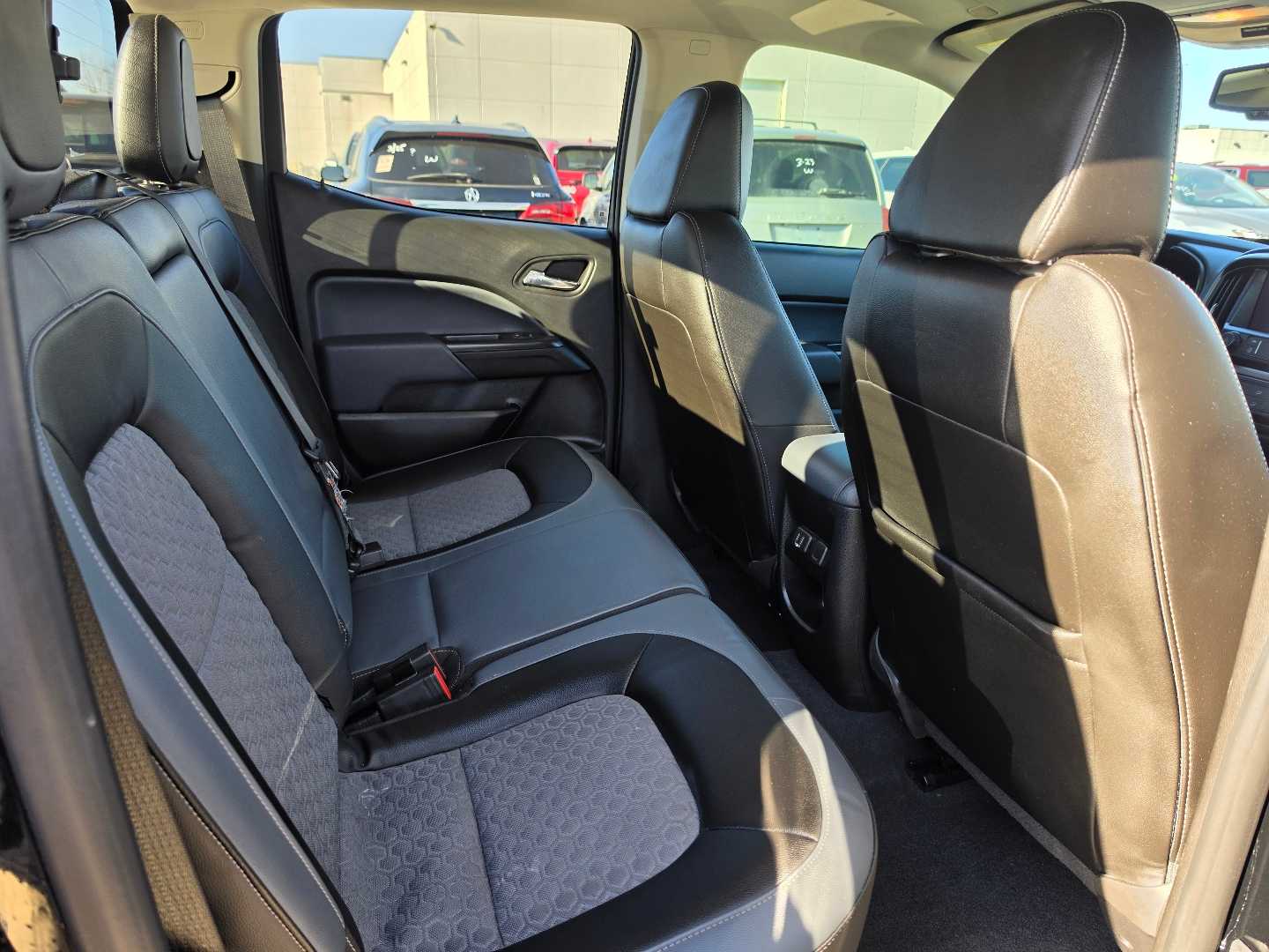 Thumbnail: 2021 Chevrolet Colorado - 12