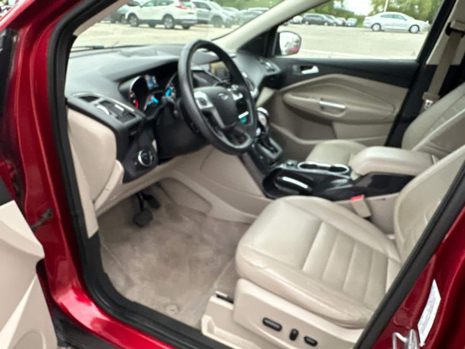 Thumbnail: 2014 Ford Escape - 17