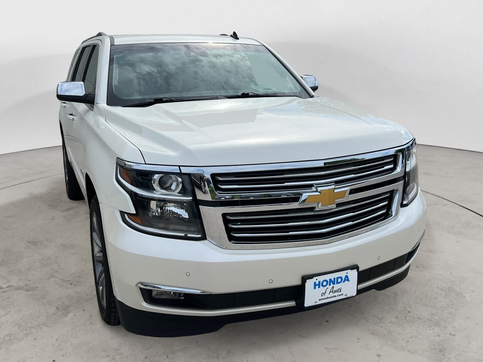 2015 Chevrolet Tahoe LTZ photo 4