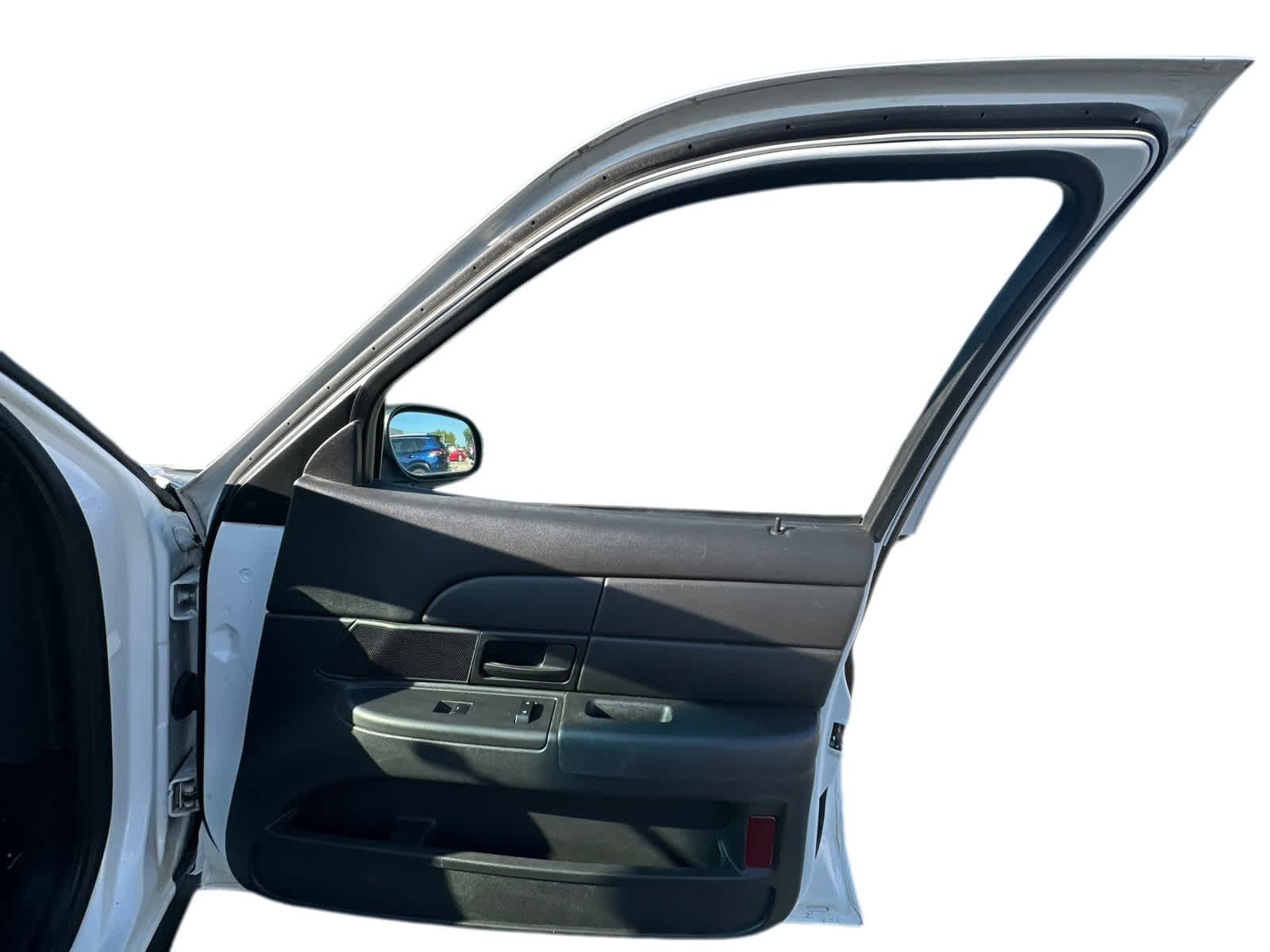 Thumbnail: 2011 Ford Crown Victoria - 5