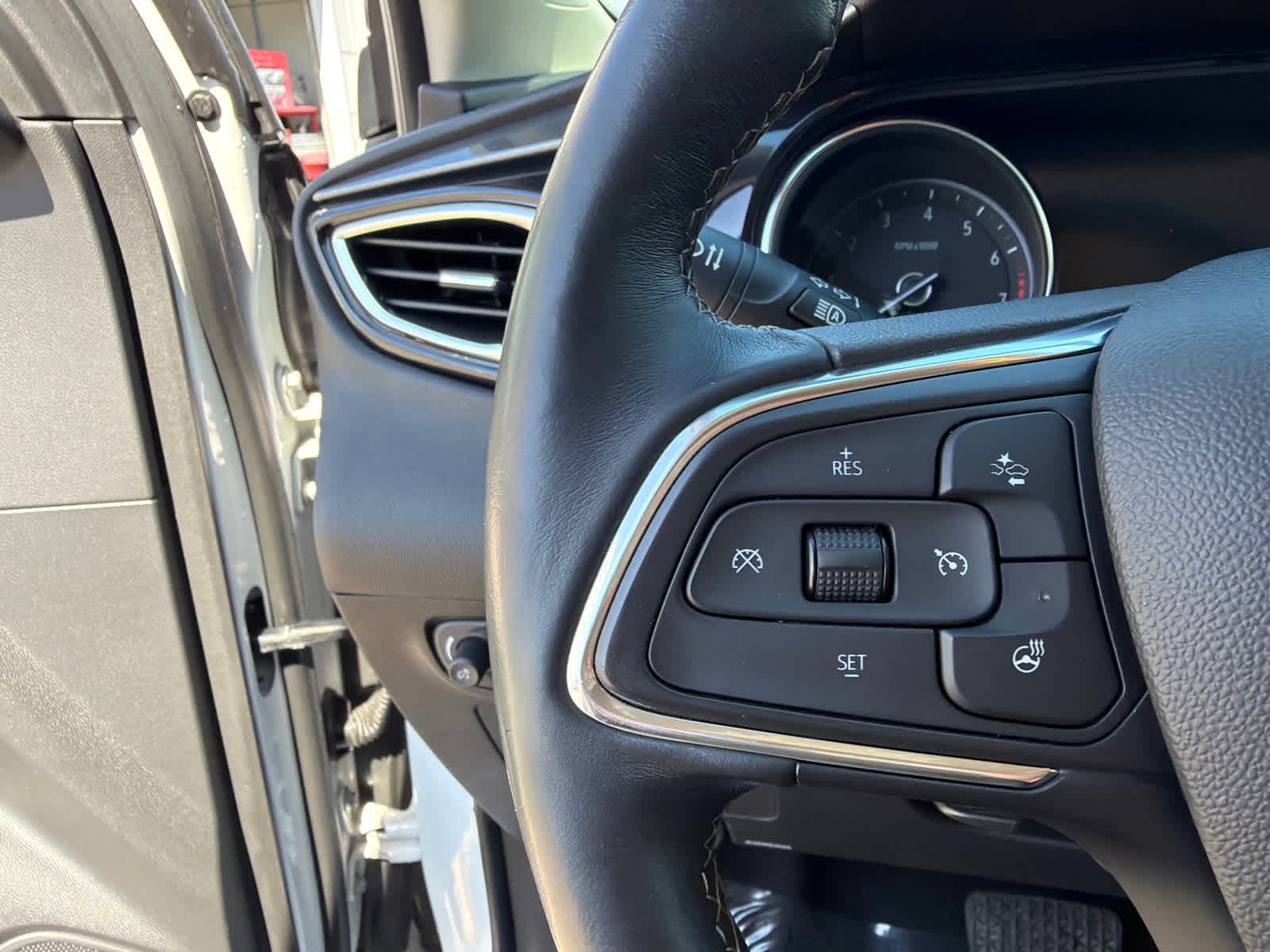 Thumbnail: 2020 Buick Encore GX - 21