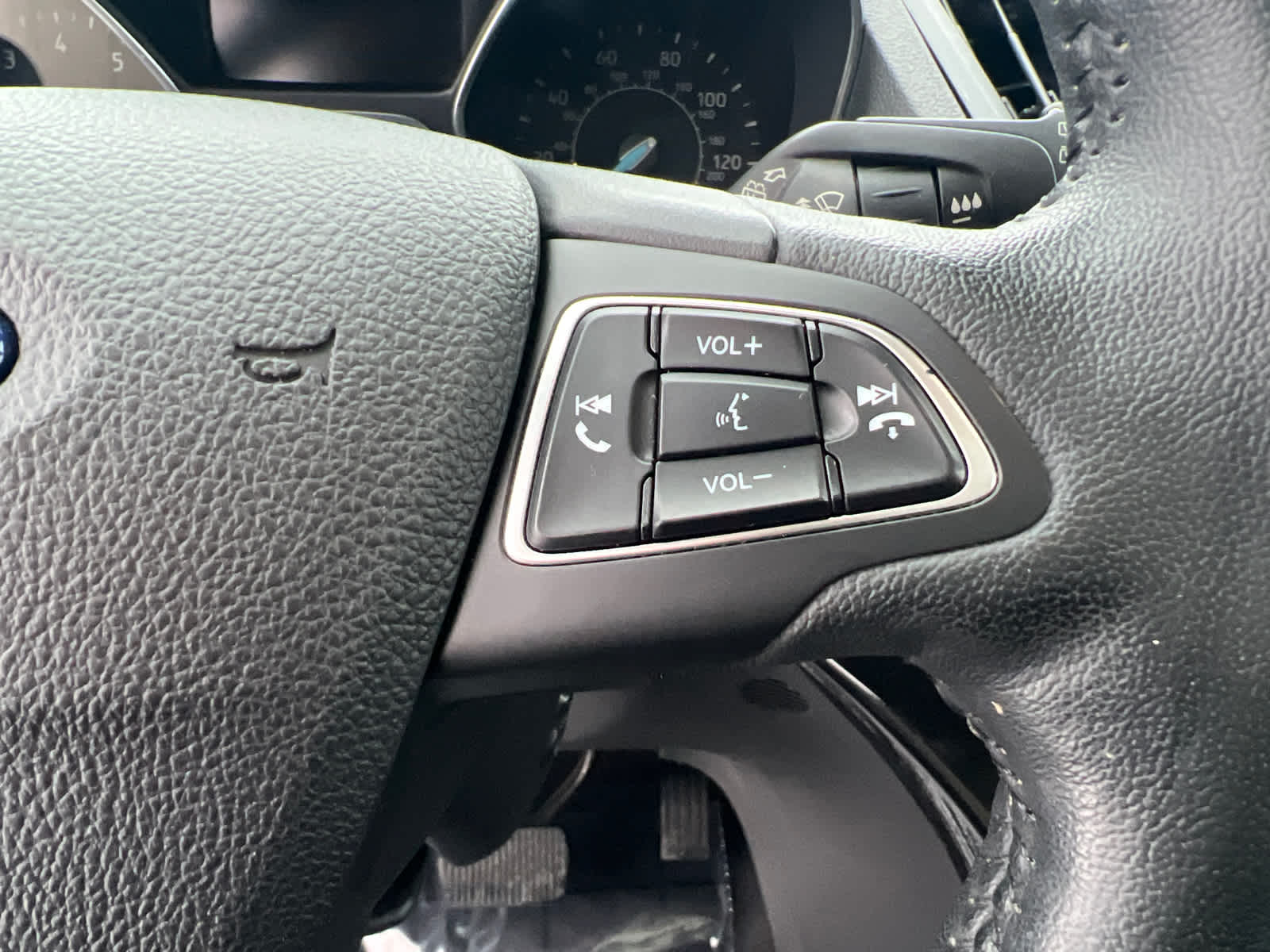 Thumbnail: 2019 Ford Escape - 22