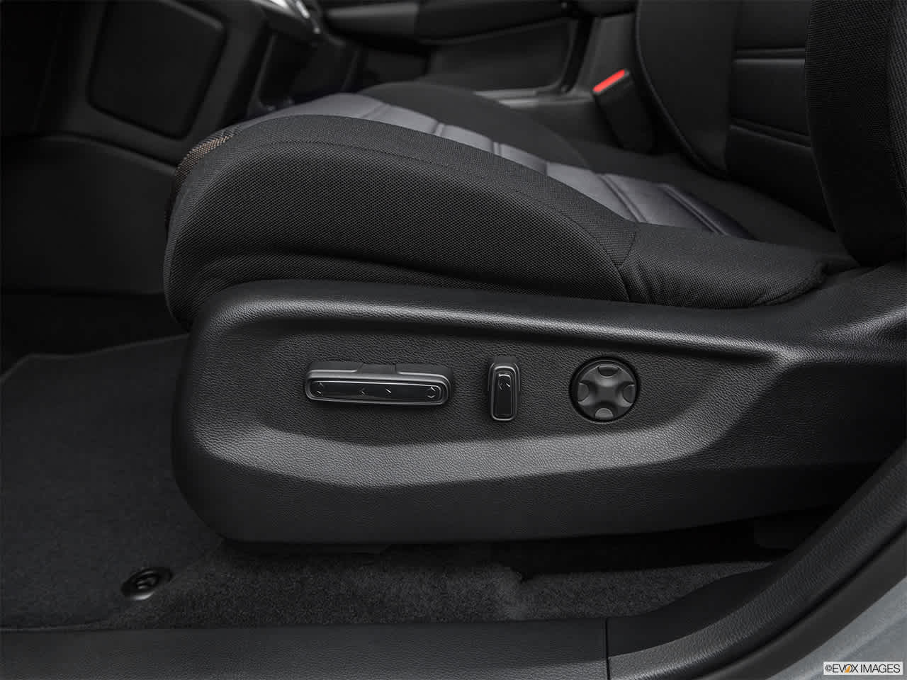 Thumbnail: 2021 Honda CR-V - 25