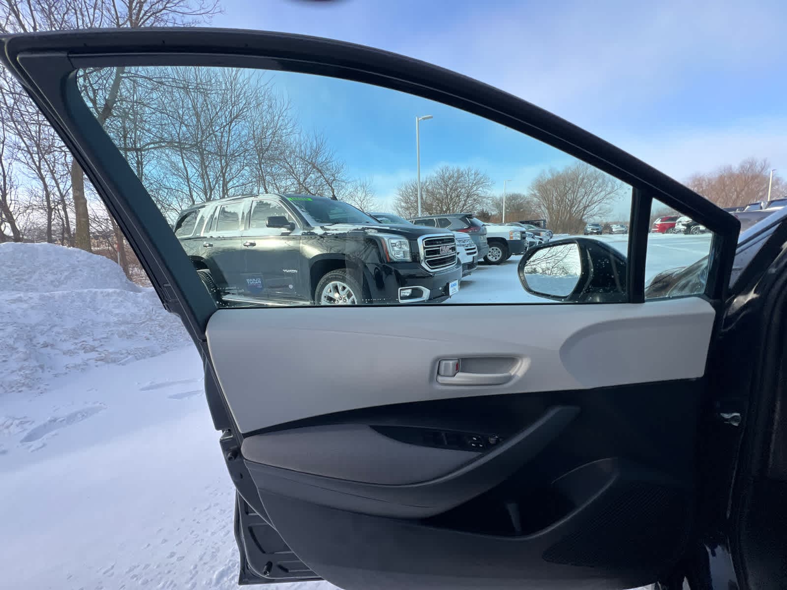 Thumbnail: 2023 Toyota Corolla - 15