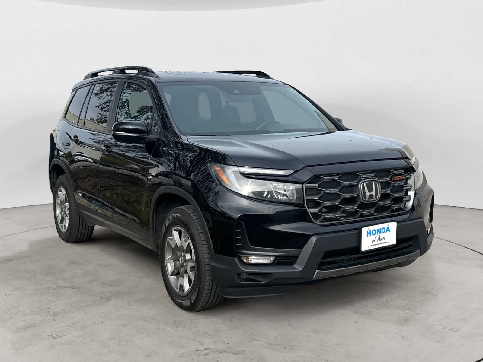 Thumbnail: 2023 Honda Passport - 6