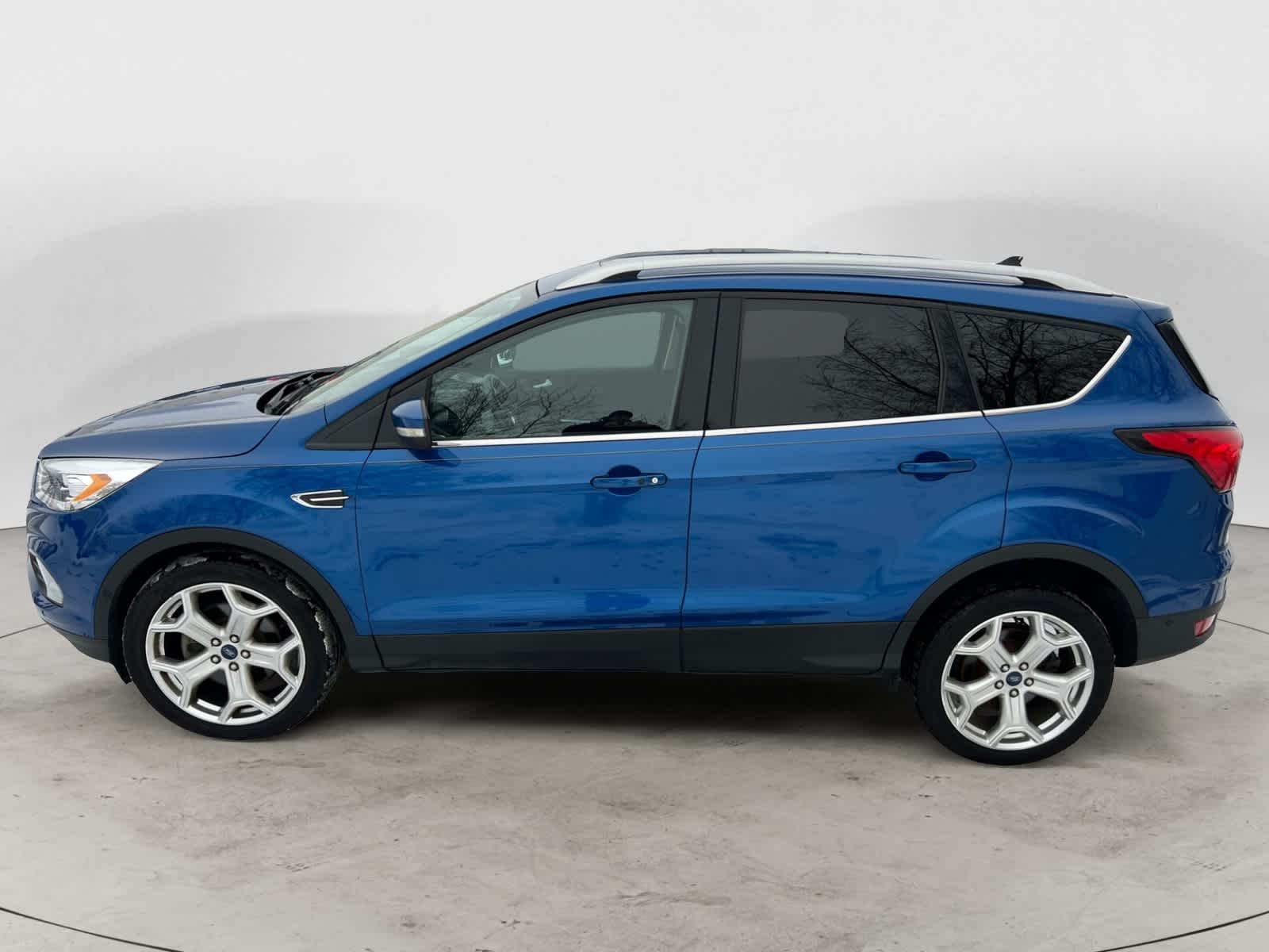 Thumbnail: 2019 Ford Escape - 2