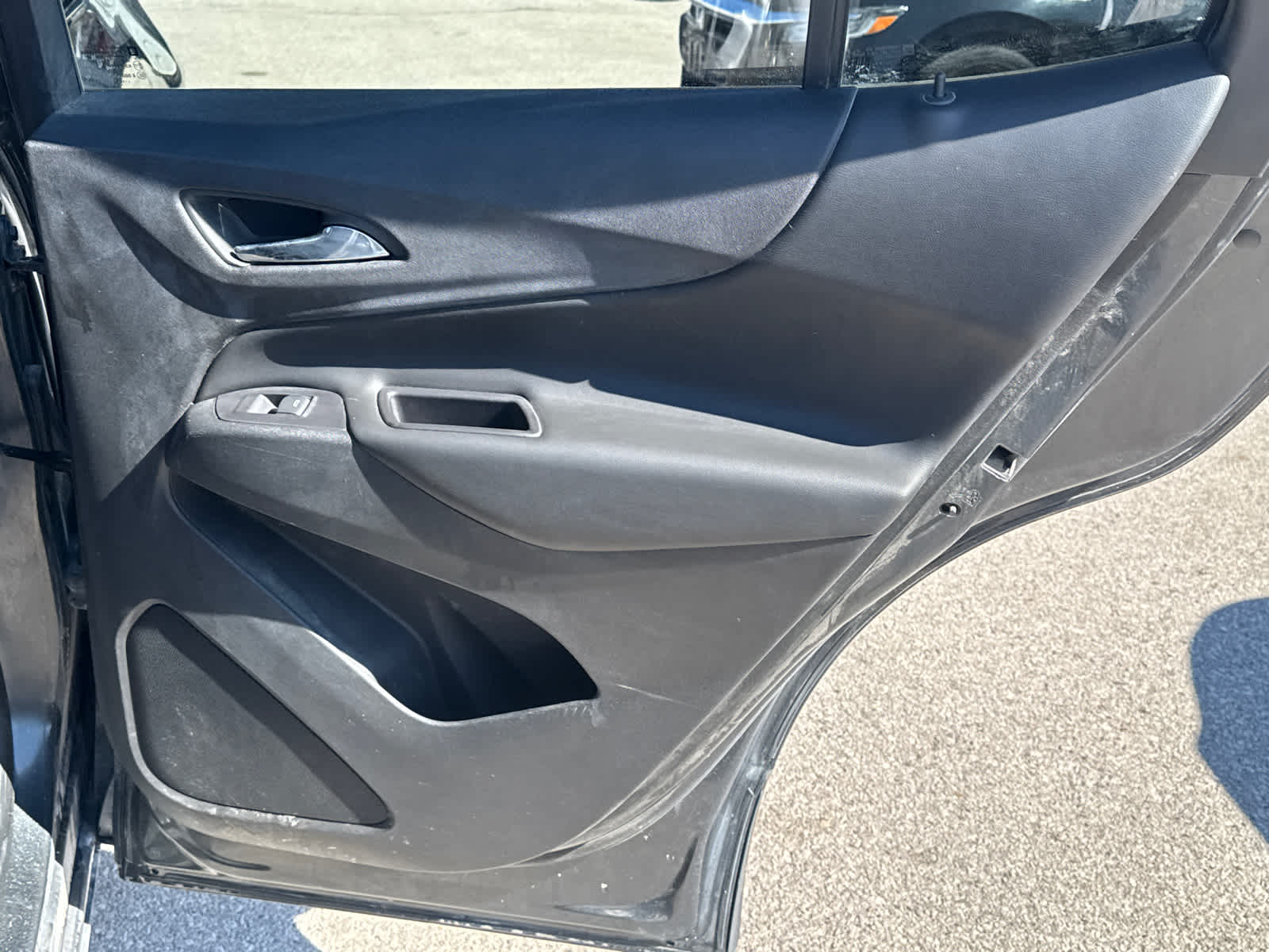 Thumbnail: 2018 Chevrolet Equinox - 10