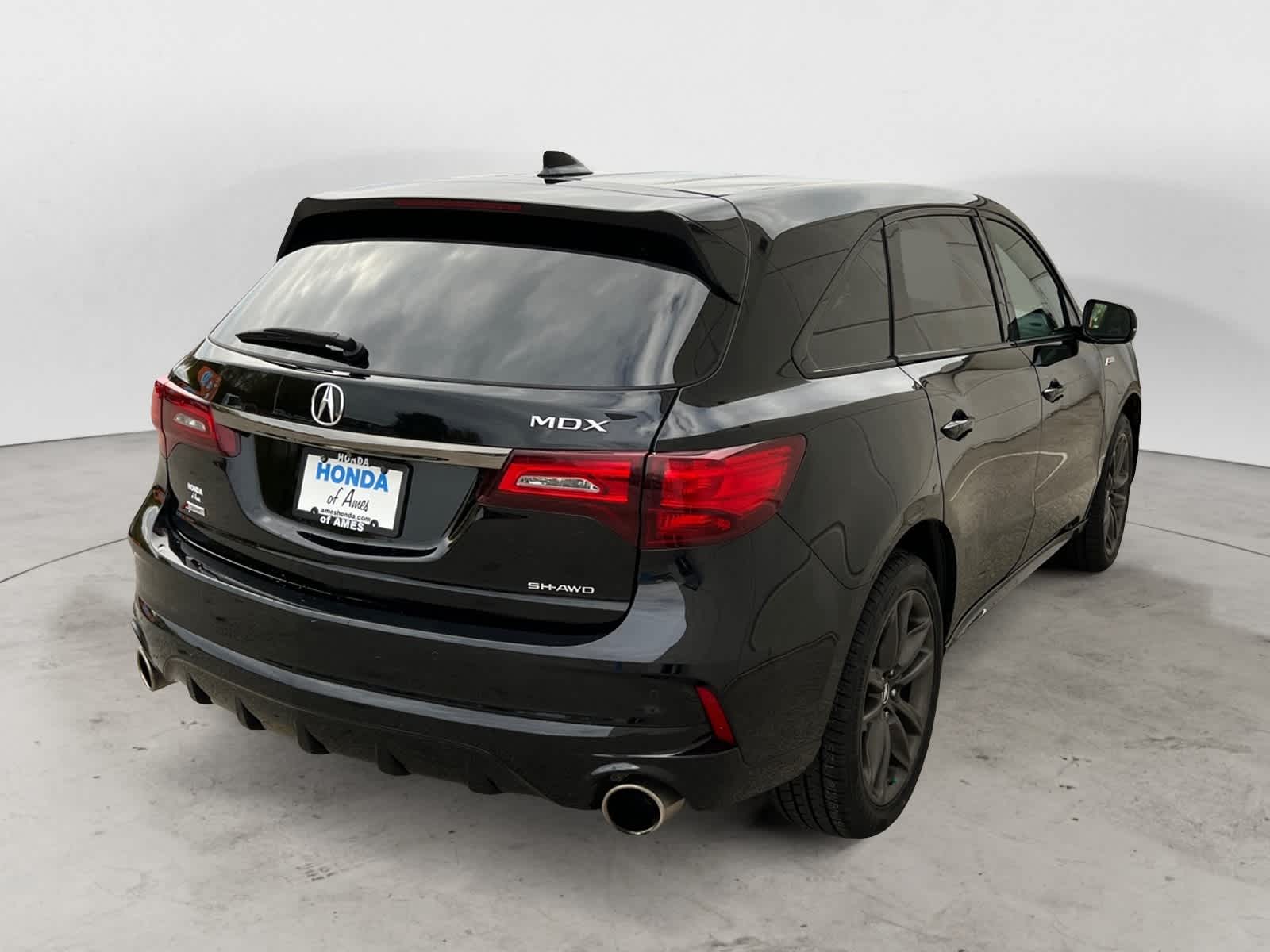 Thumbnail: 2020 Acura MDX - 4