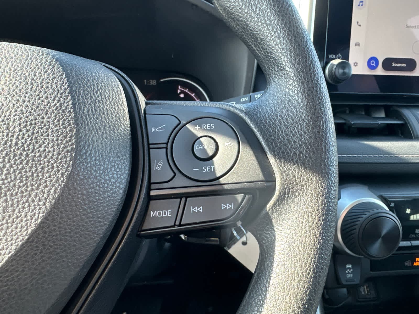 Thumbnail: 2024 Toyota RAV4 - 20