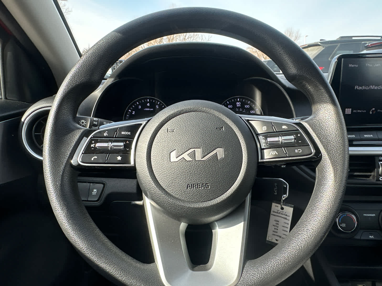 Thumbnail: 2024 Kia Forte - 17