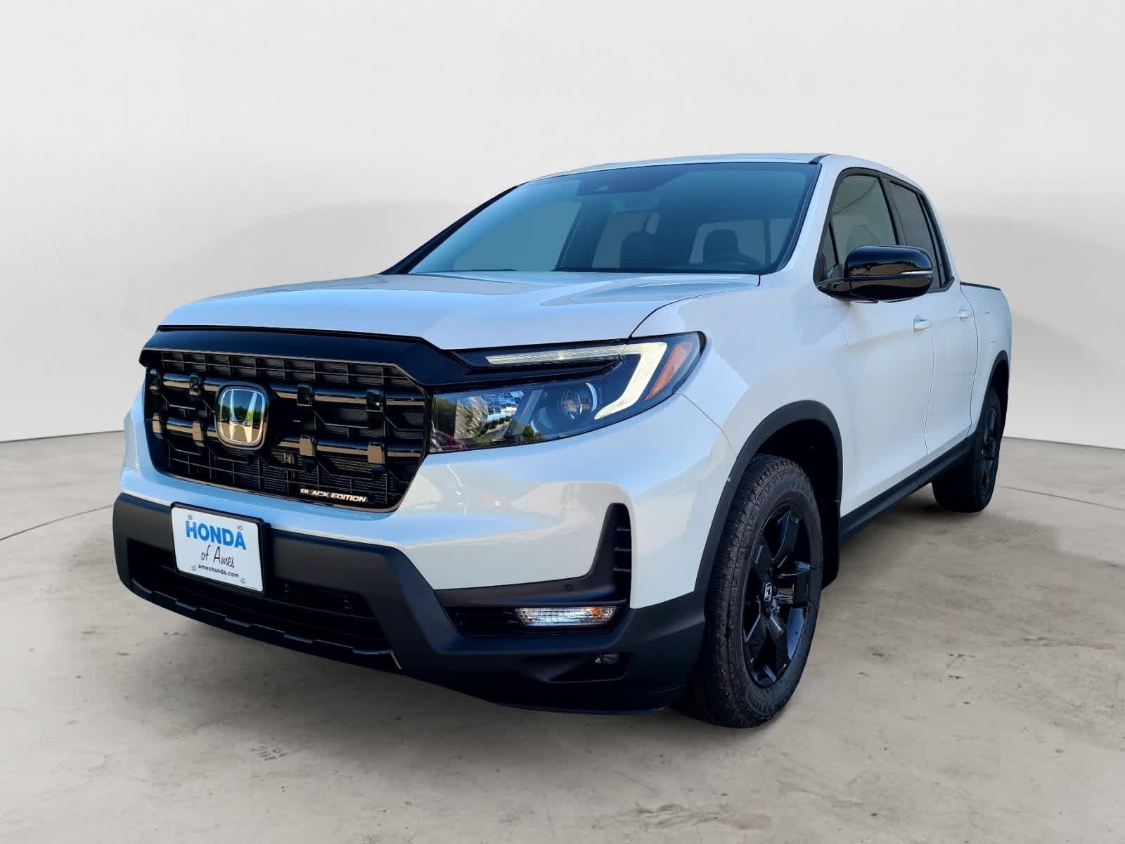 2026 Honda Ridgeline Black Edition's photo