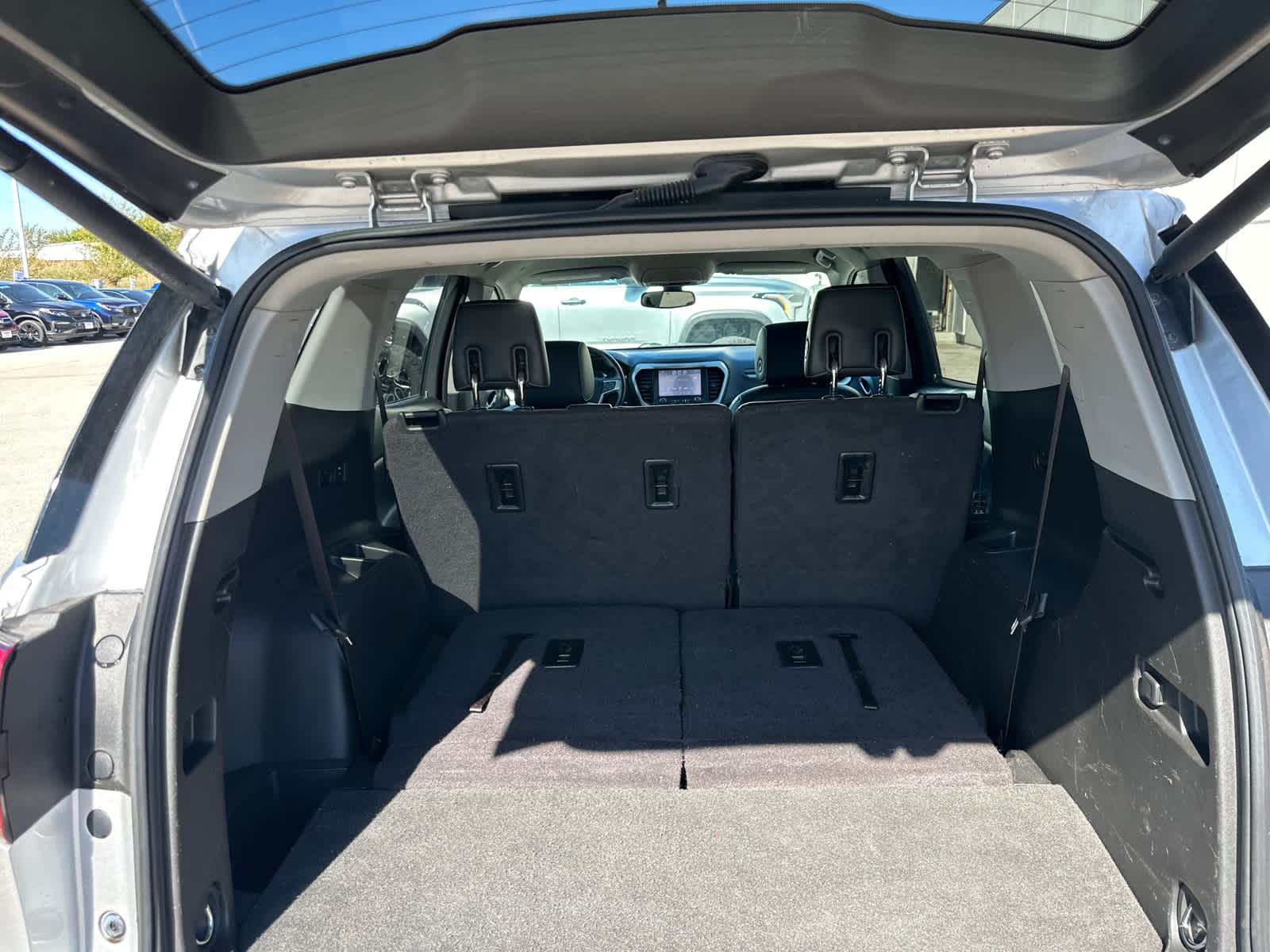 Thumbnail: 2017 GMC Acadia - 15