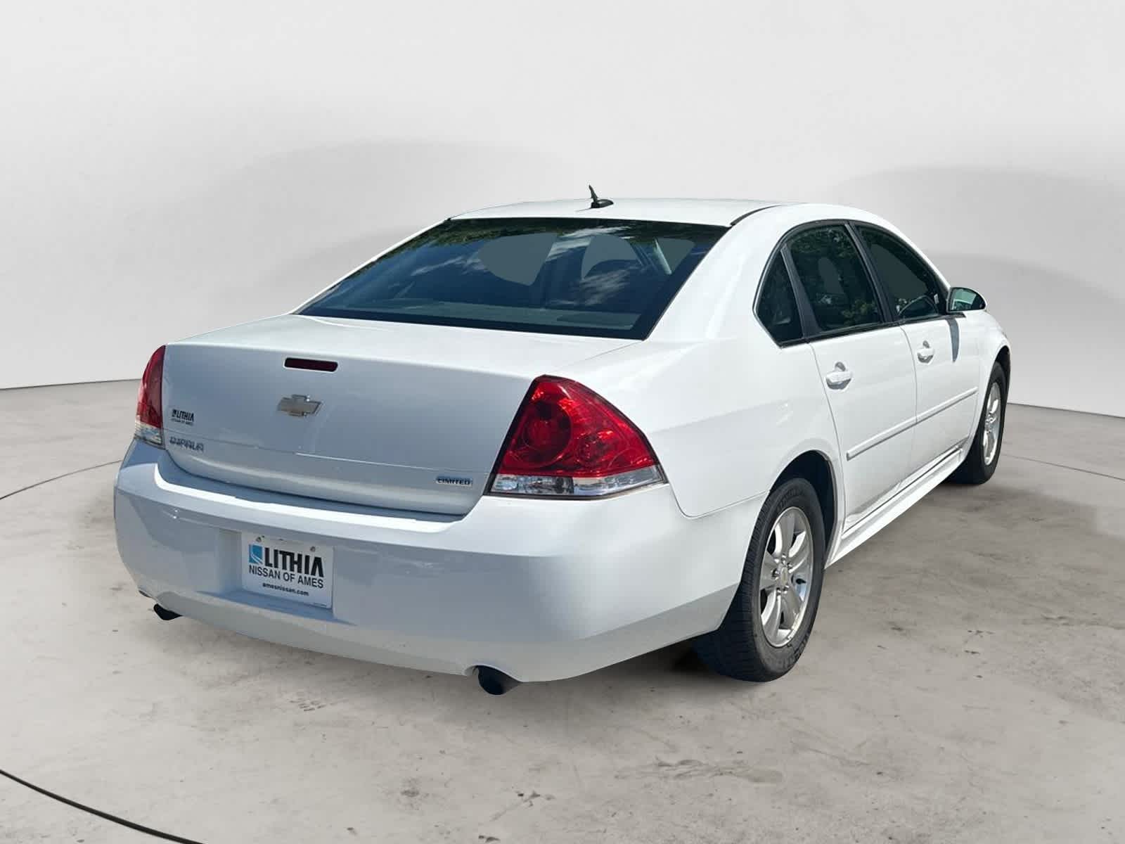 Thumbnail: 2015 Chevrolet Impala - 3