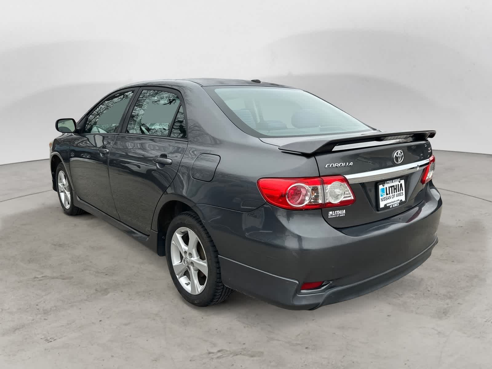 Thumbnail: 2011 Toyota Corolla - 2