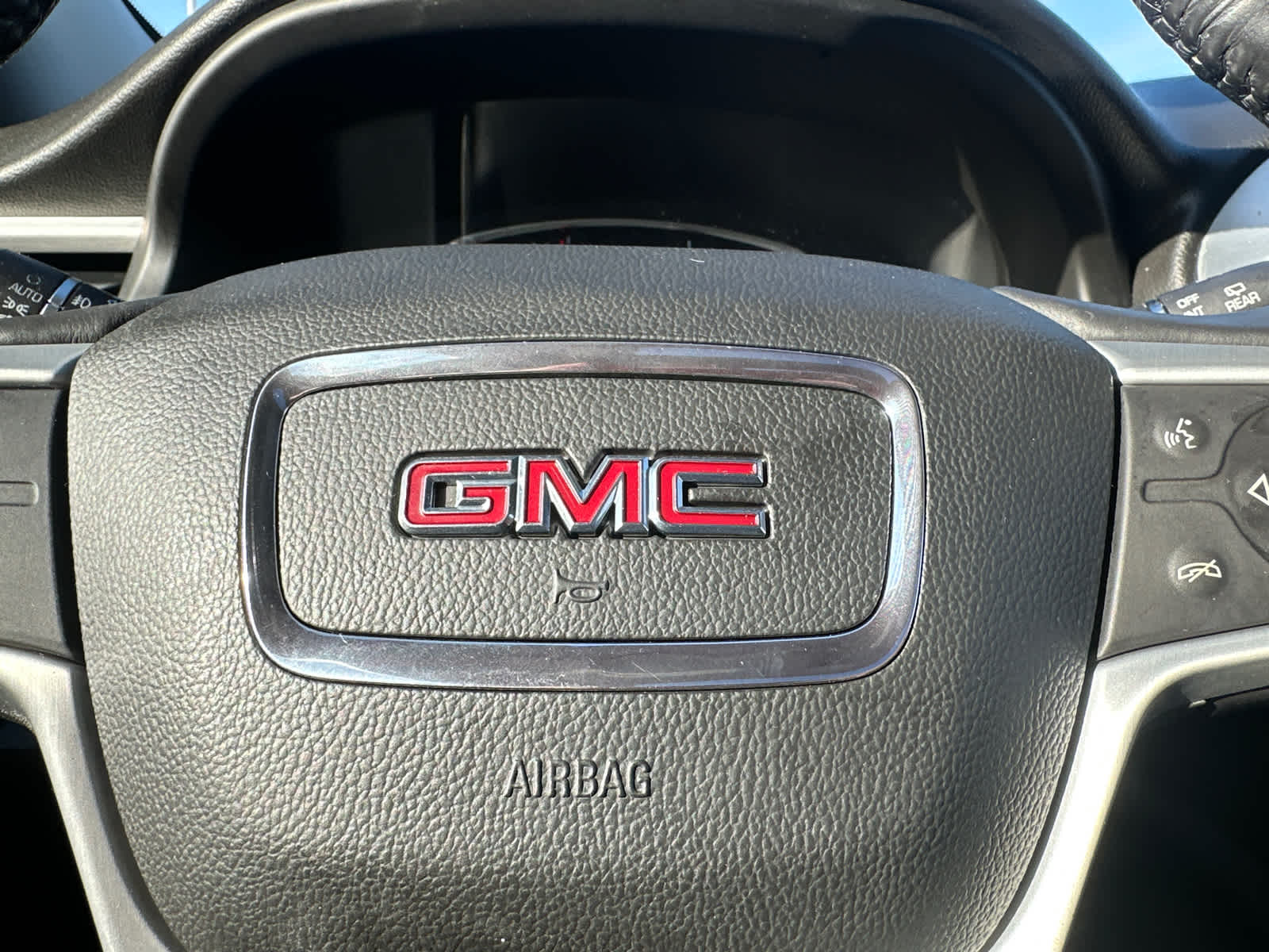 Thumbnail: 2018 GMC Acadia - 24